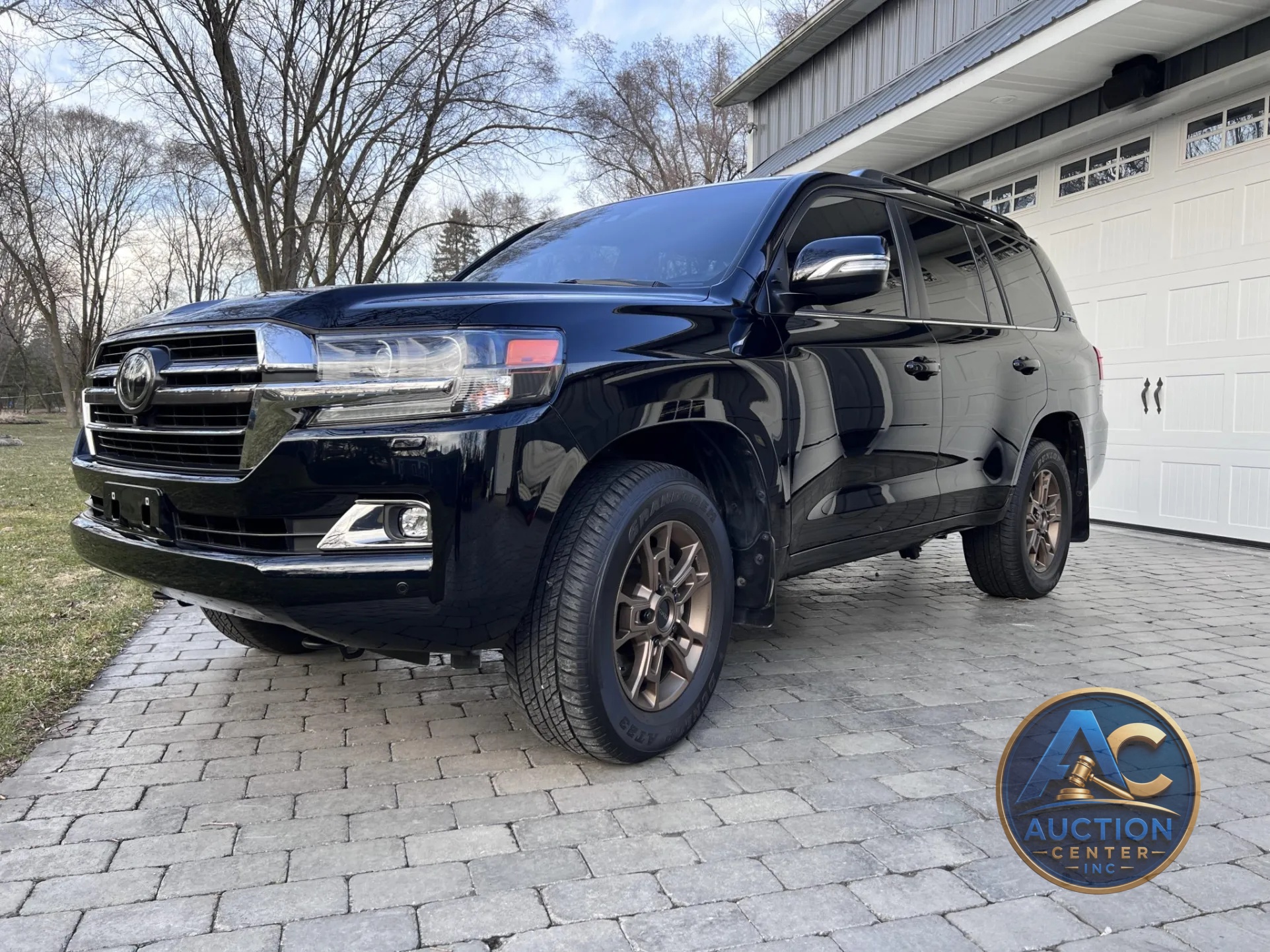 2021 Toyota Land Cruiser Heritage Edition