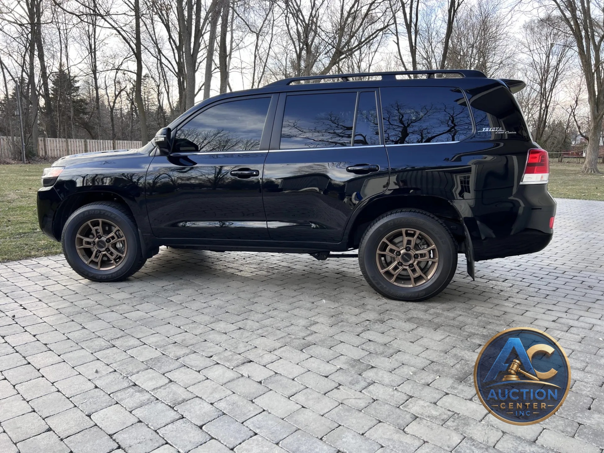 2021 Toyota Land Cruiser Heritage Edition