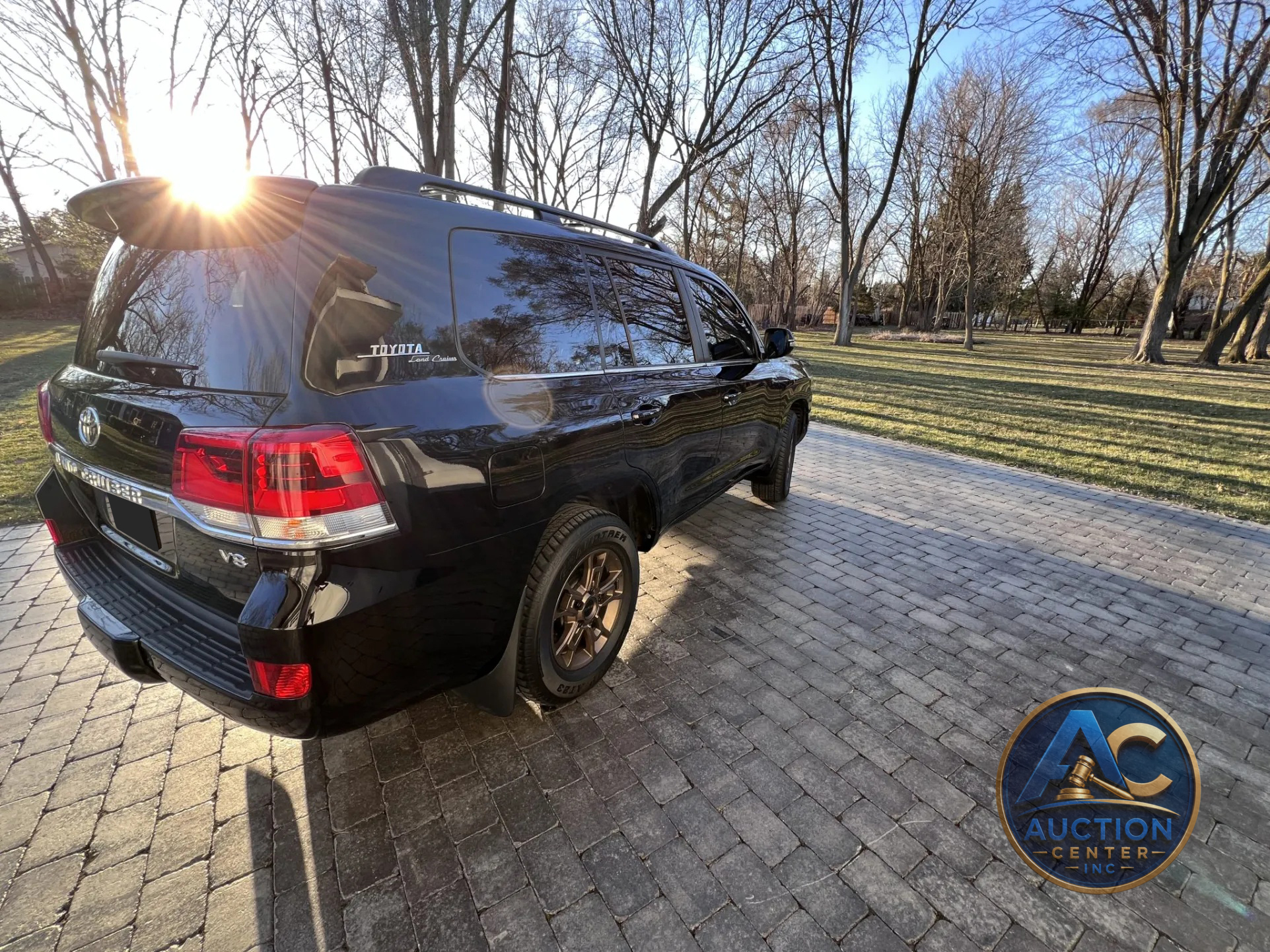 2021 Toyota Land Cruiser Heritage Edition