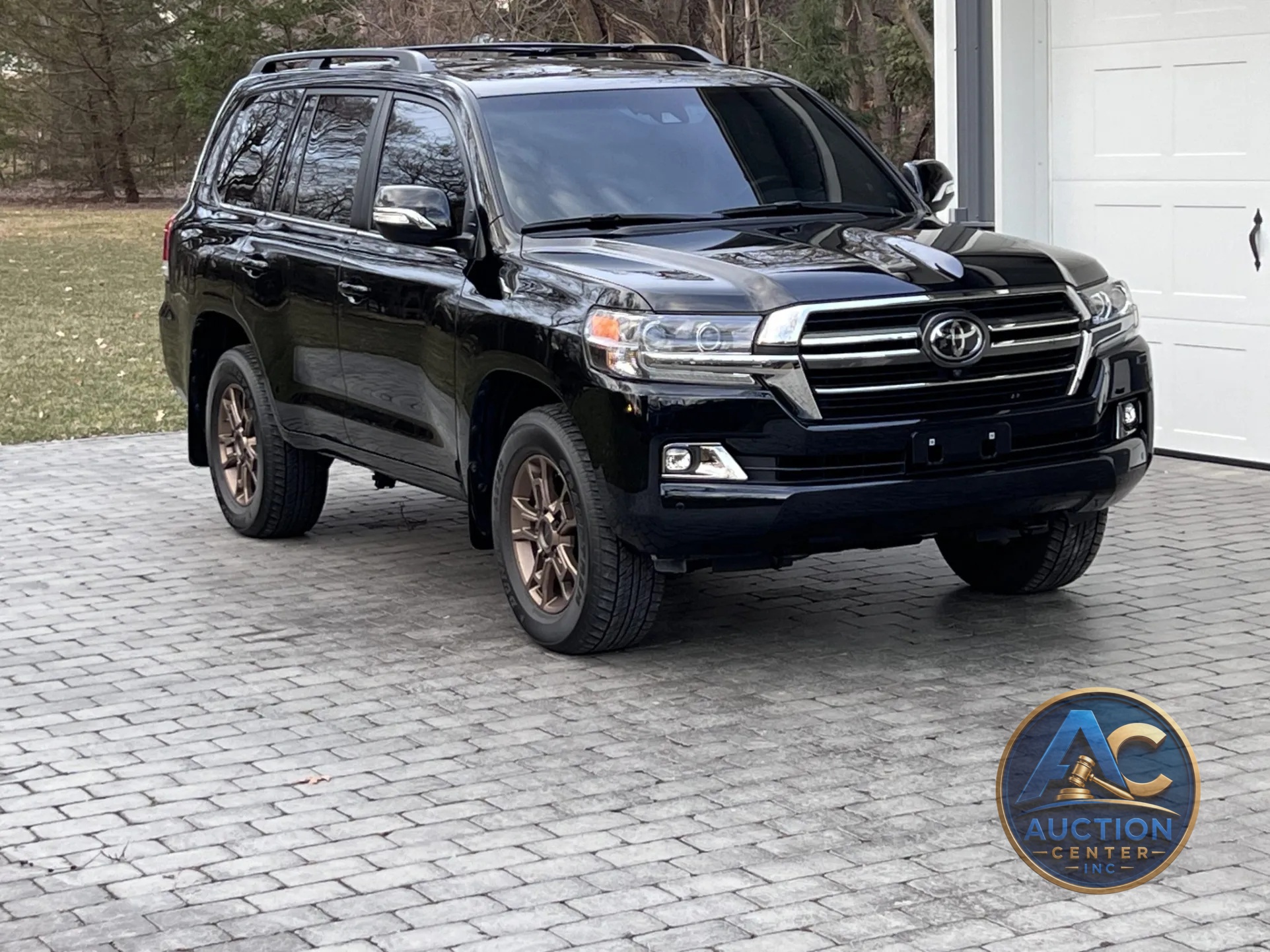 2021 Toyota Land Cruiser Heritage Edition