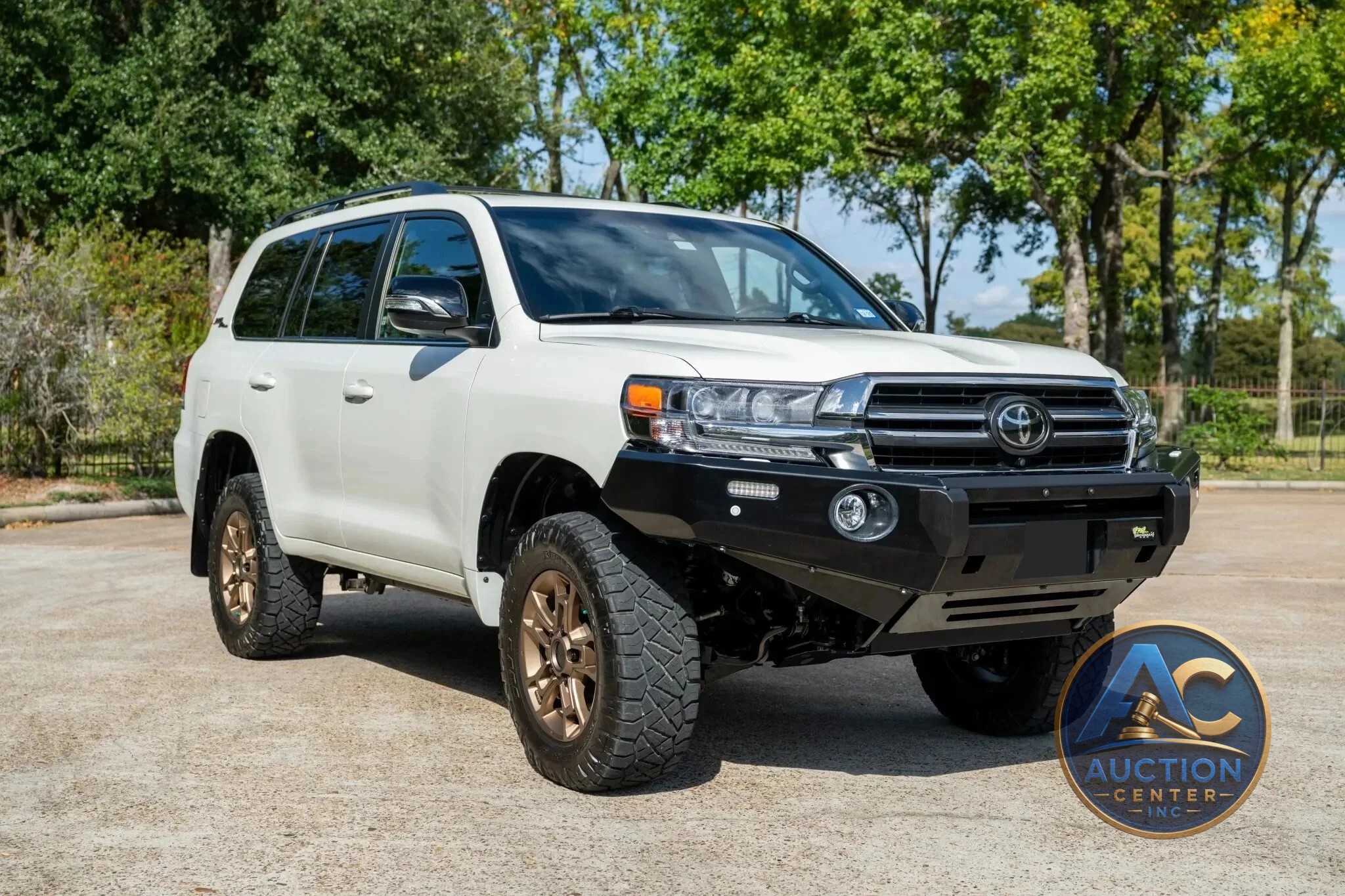 2021 Toyota Land Cruiser Heritage Edition