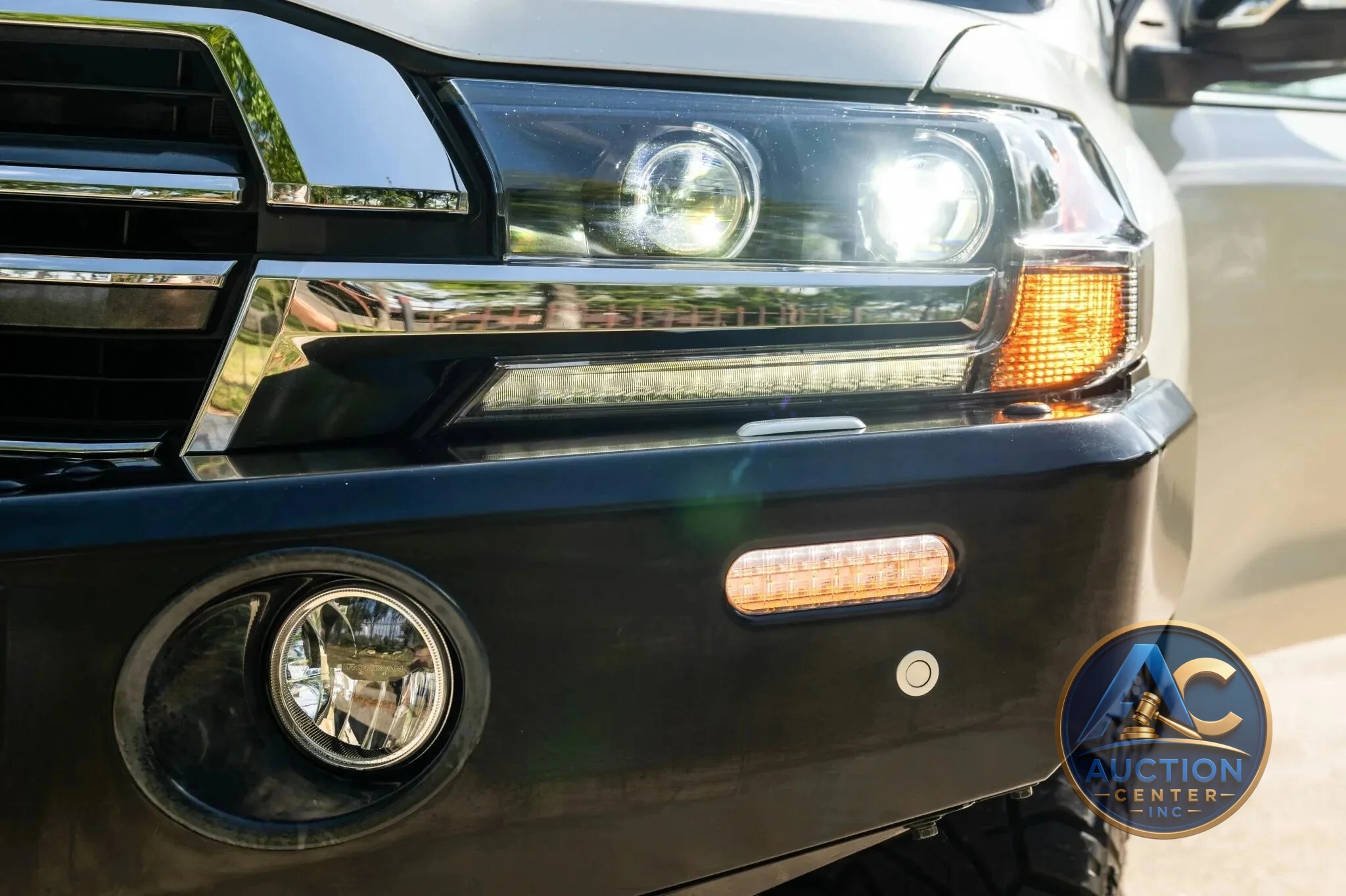 2021 Toyota Land Cruiser Heritage Edition