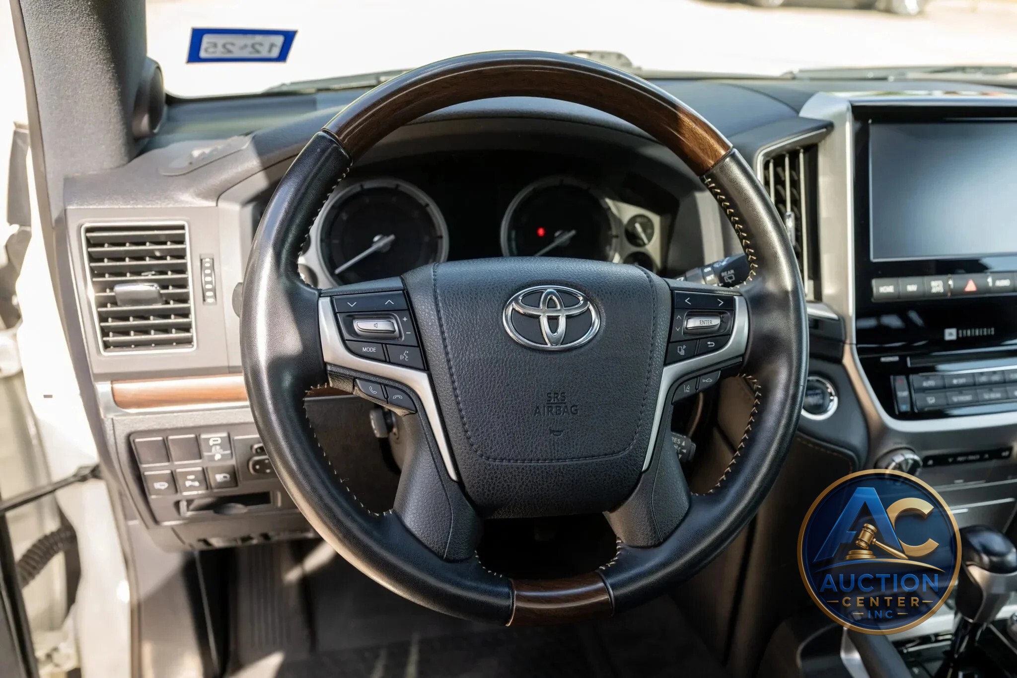 2021 Toyota Land Cruiser Heritage Edition