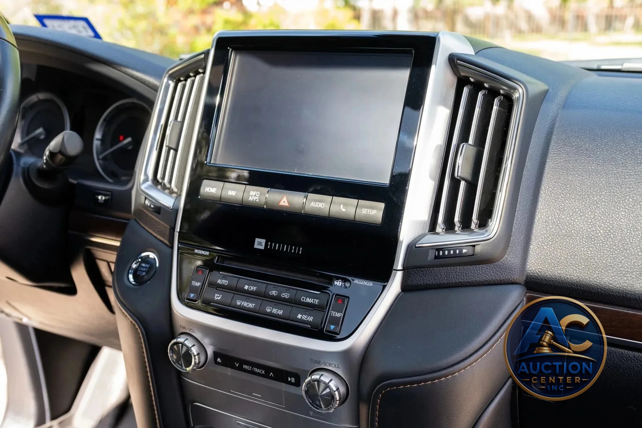 2021 Toyota Land Cruiser Heritage Edition