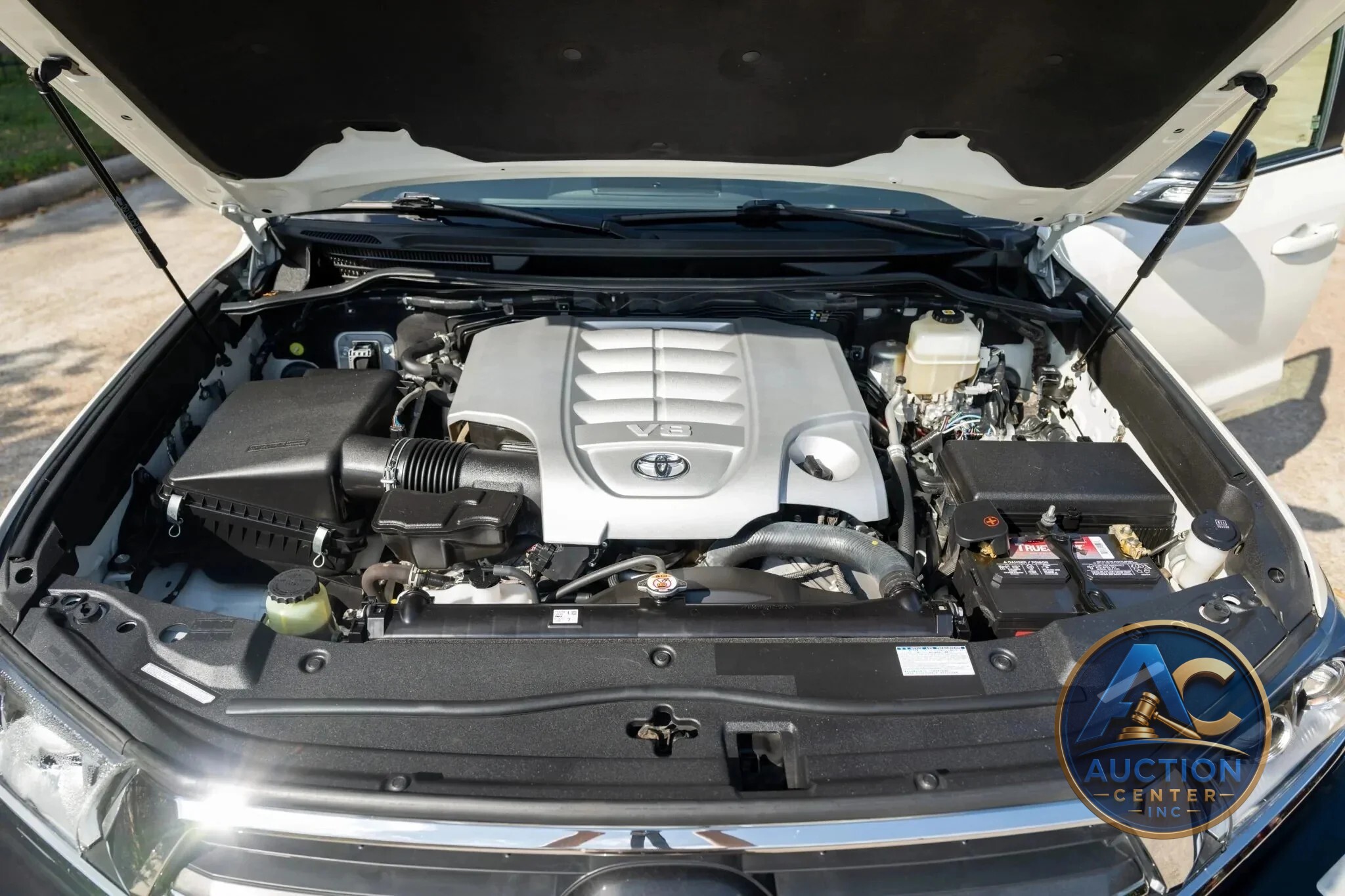 2021 Toyota Land Cruiser Heritage Edition
