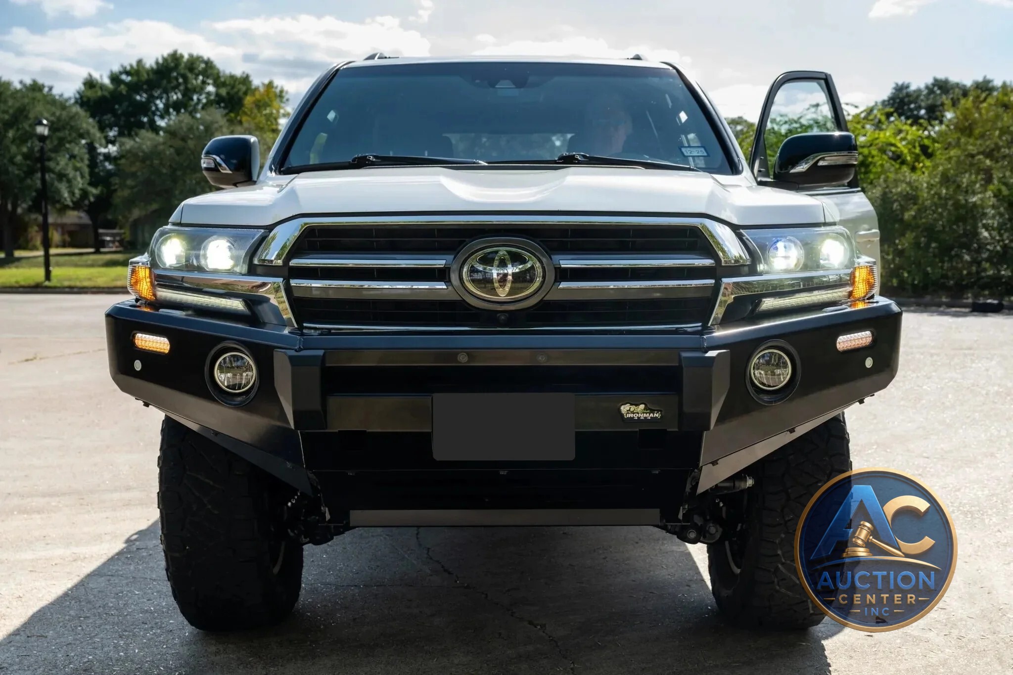 2021 Toyota Land Cruiser Heritage Edition