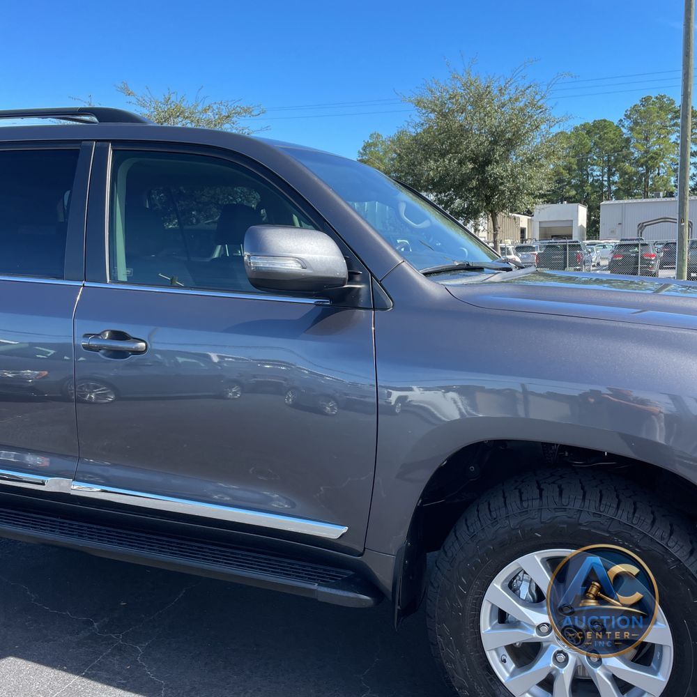 2021 Toyota Land Cruiser Base