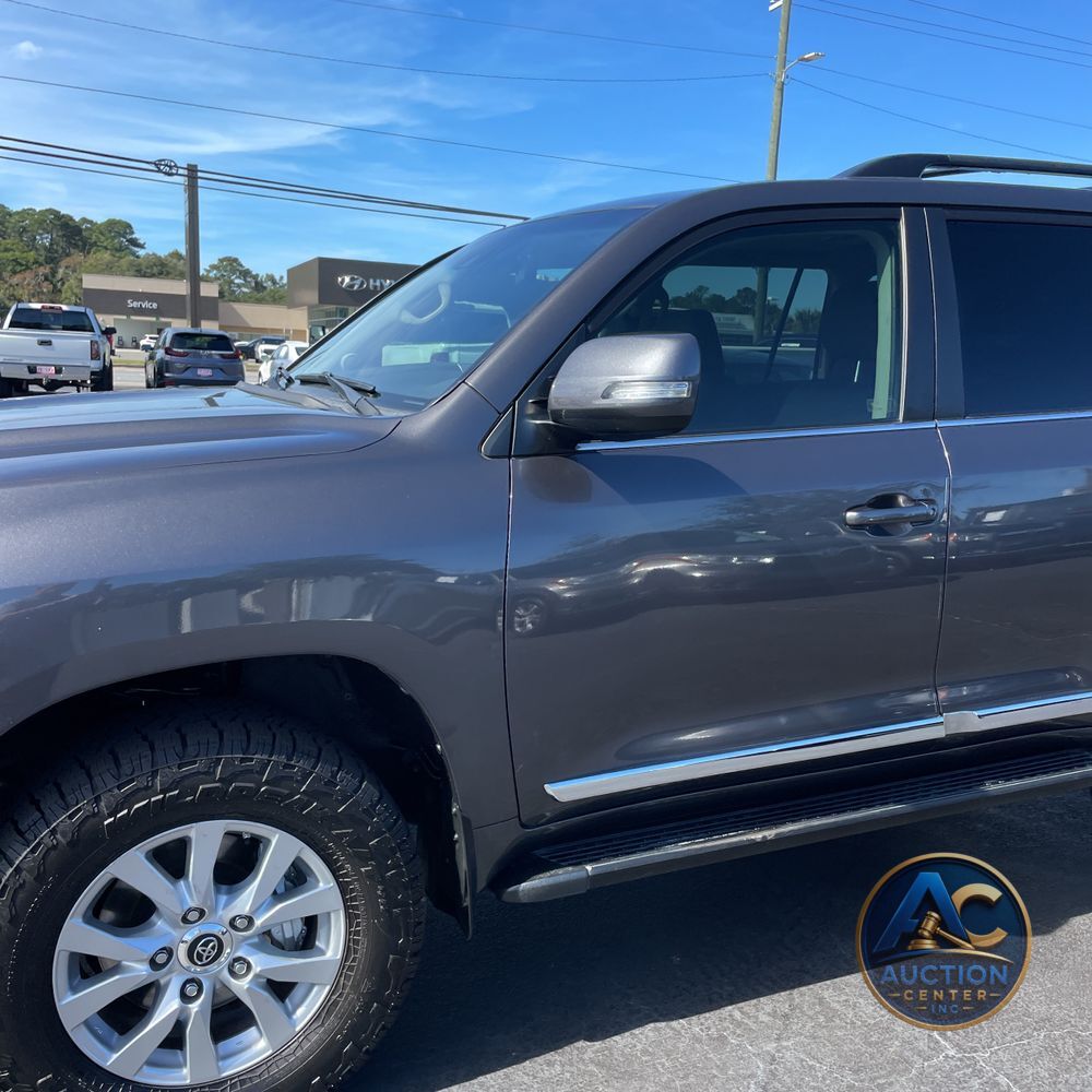 2021 Toyota Land Cruiser Base
