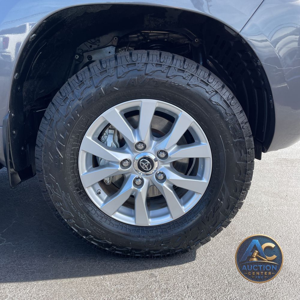 2021 Toyota Land Cruiser Base