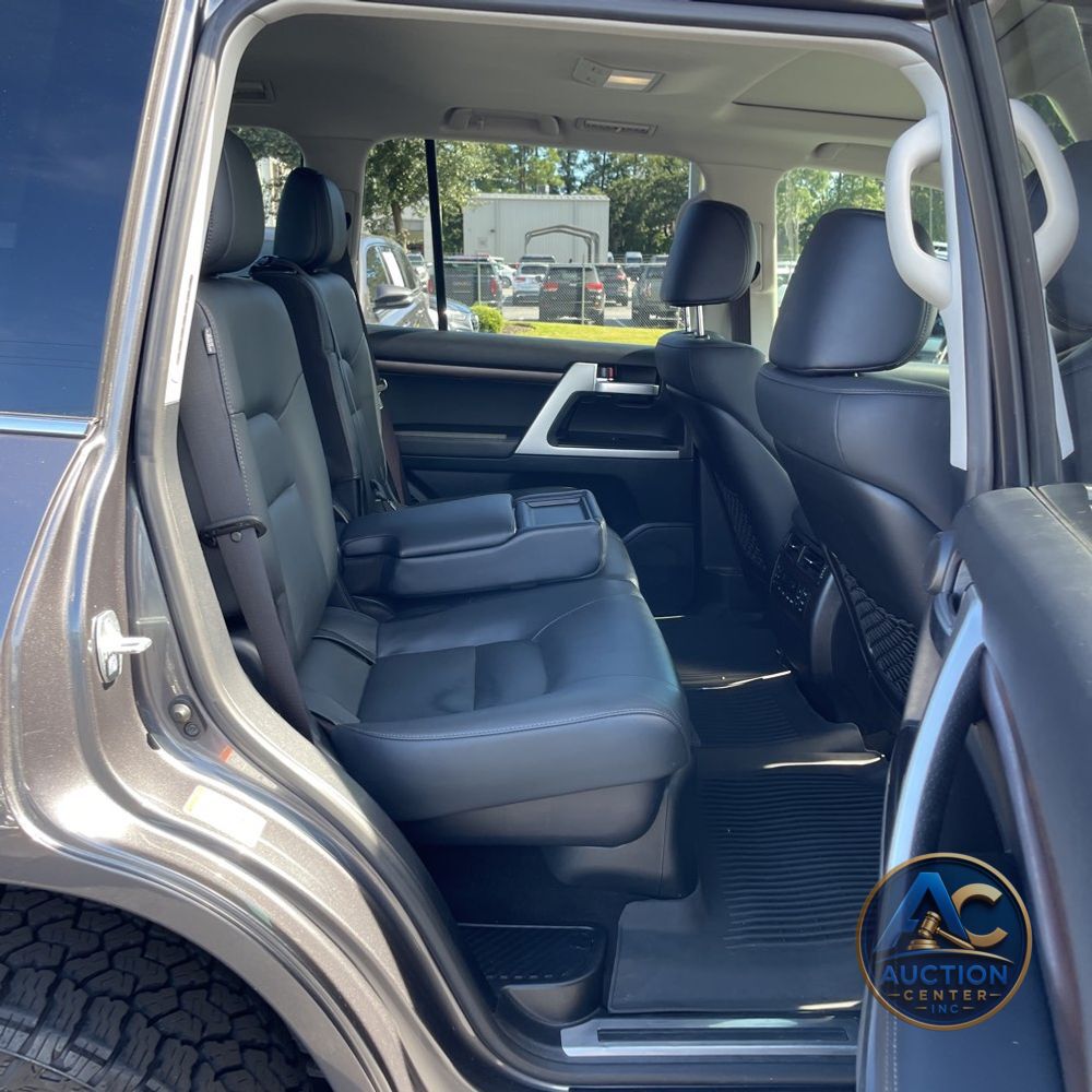 2021 Toyota Land Cruiser Base