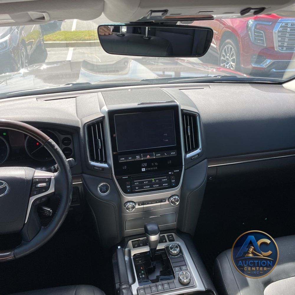 2021 Toyota Land Cruiser Base