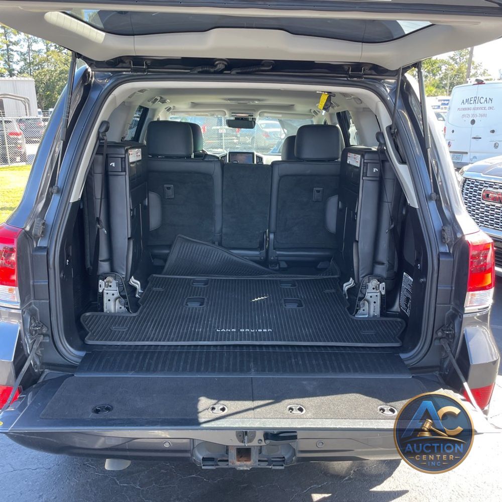 2021 Toyota Land Cruiser Base