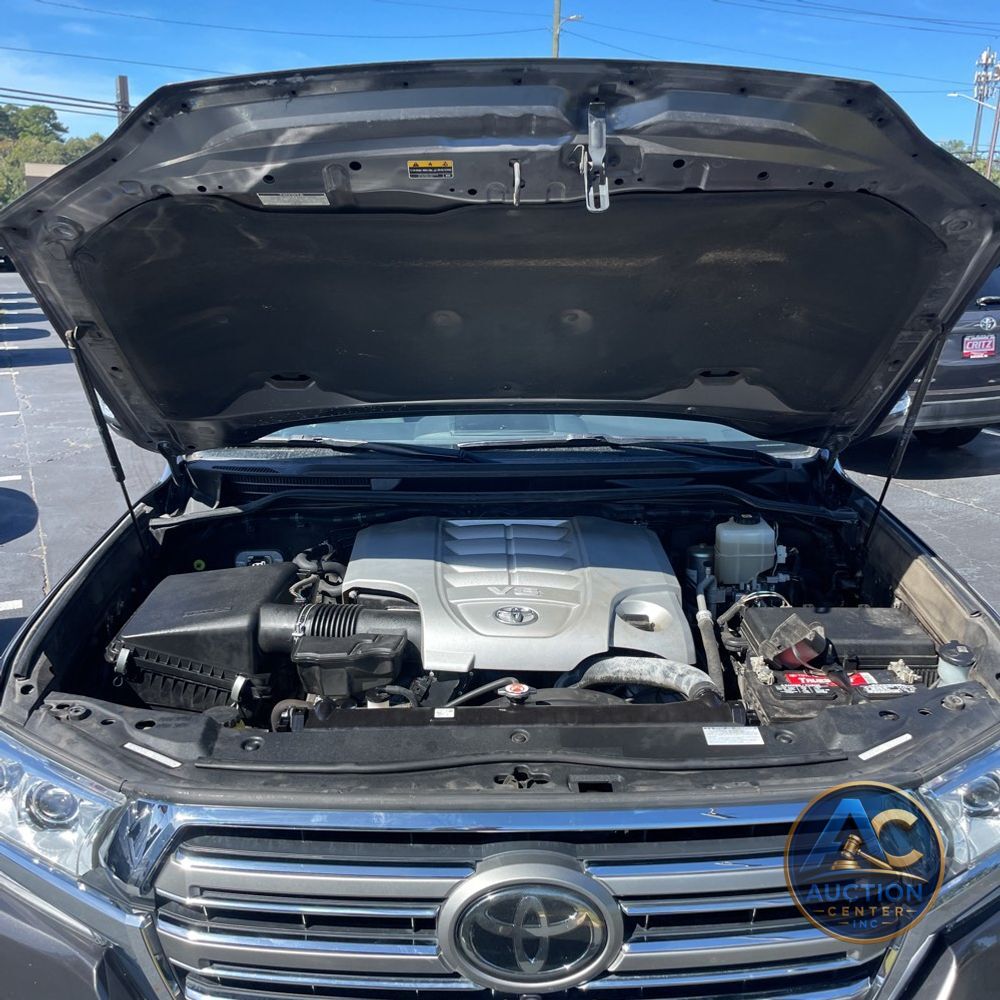 2021 Toyota Land Cruiser Base