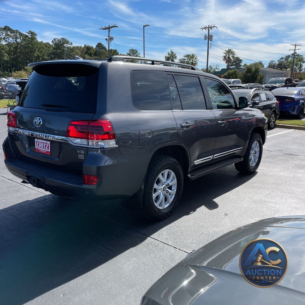 2021 Toyota Land Cruiser Base