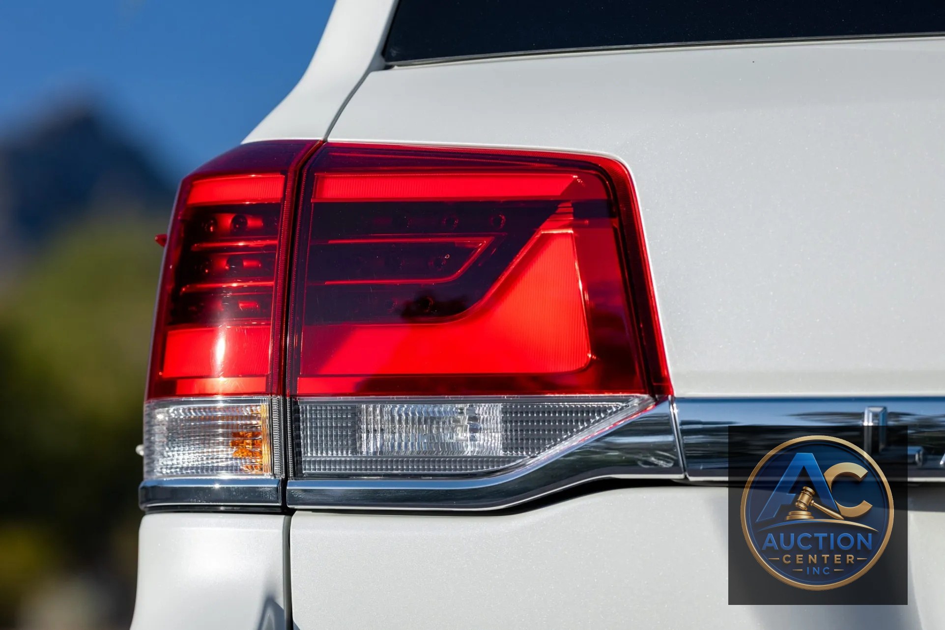 2021 Toyota Land Cruiser Heritage Edition