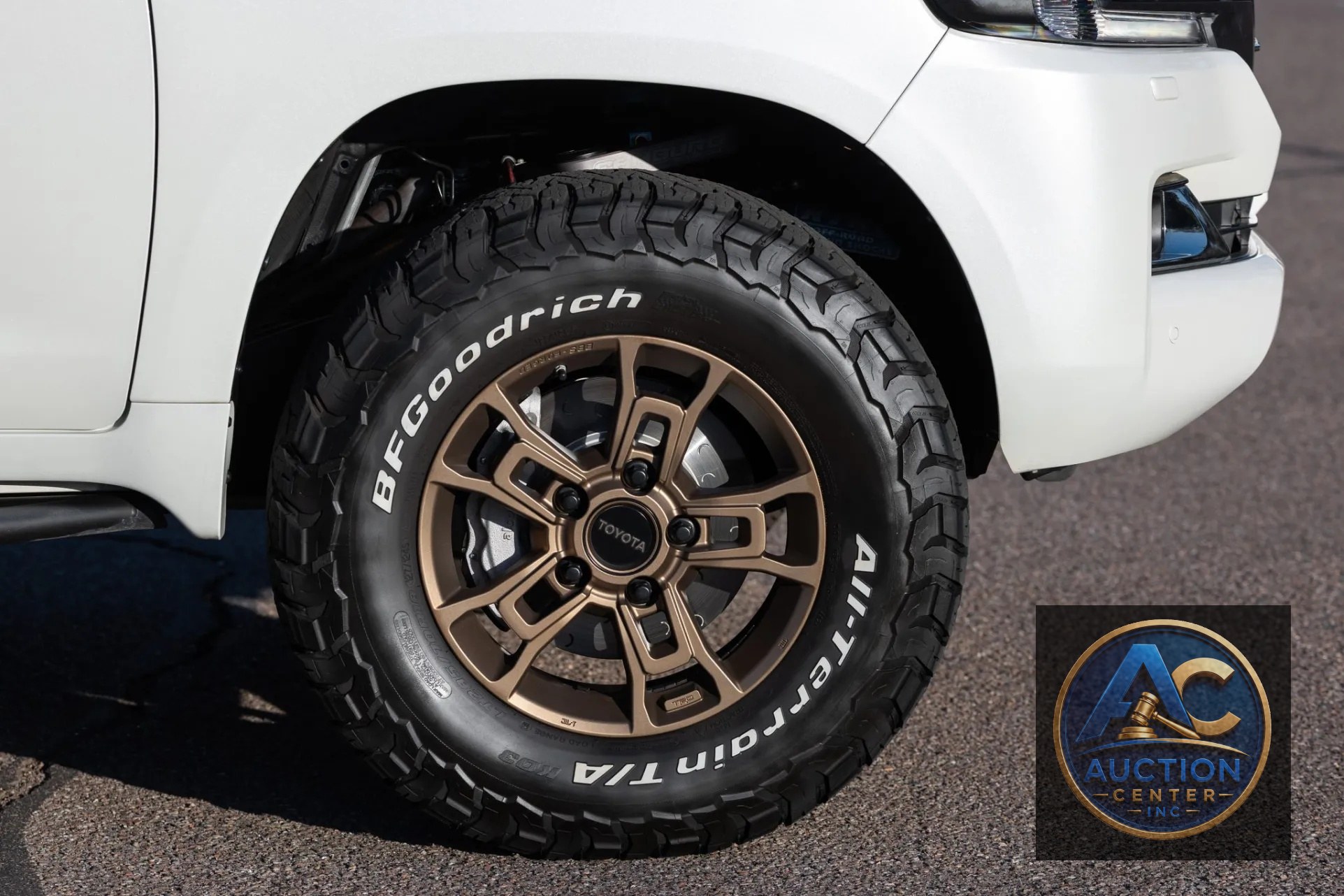 2021 Toyota Land Cruiser Heritage Edition
