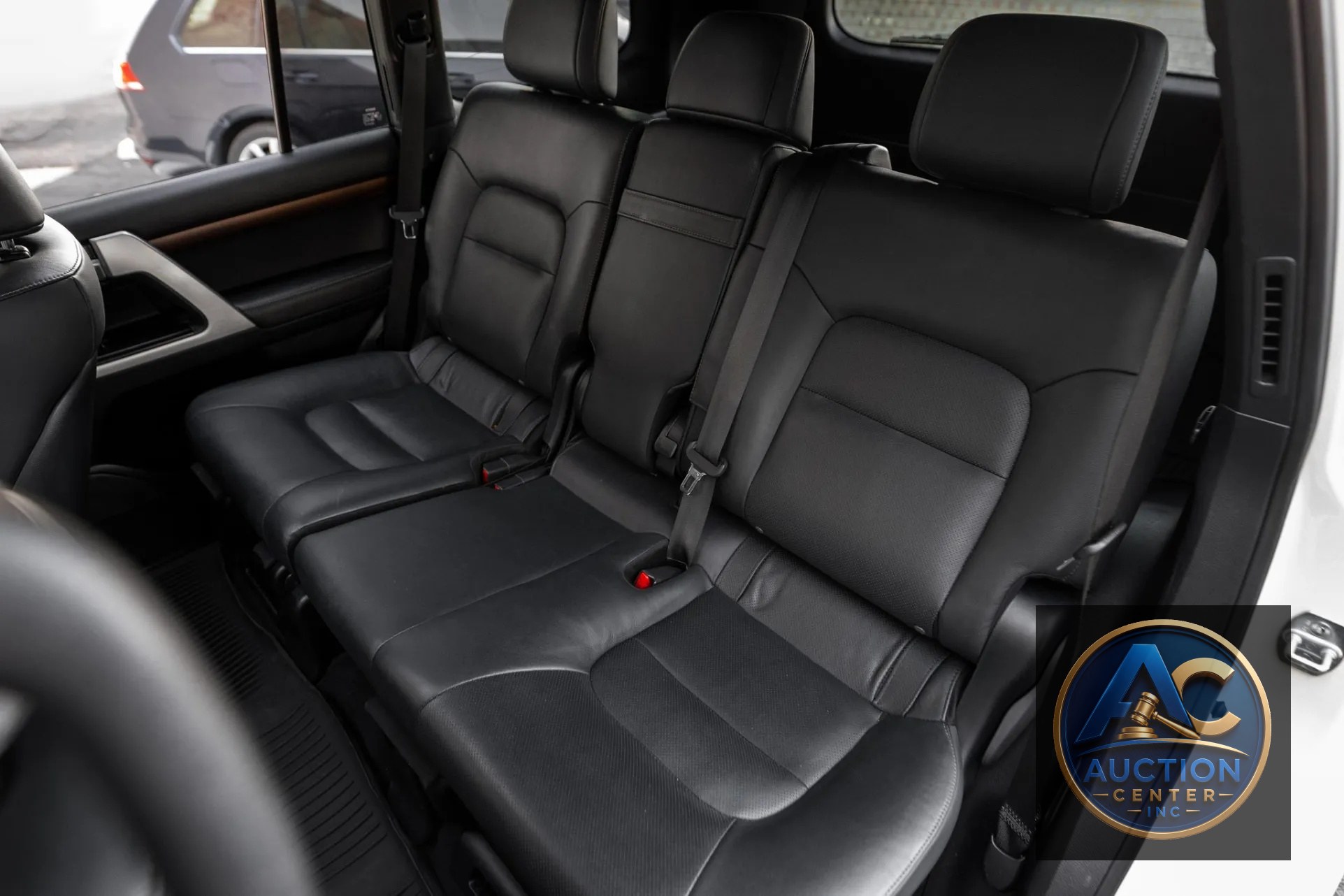 2021 Toyota Land Cruiser Heritage Edition