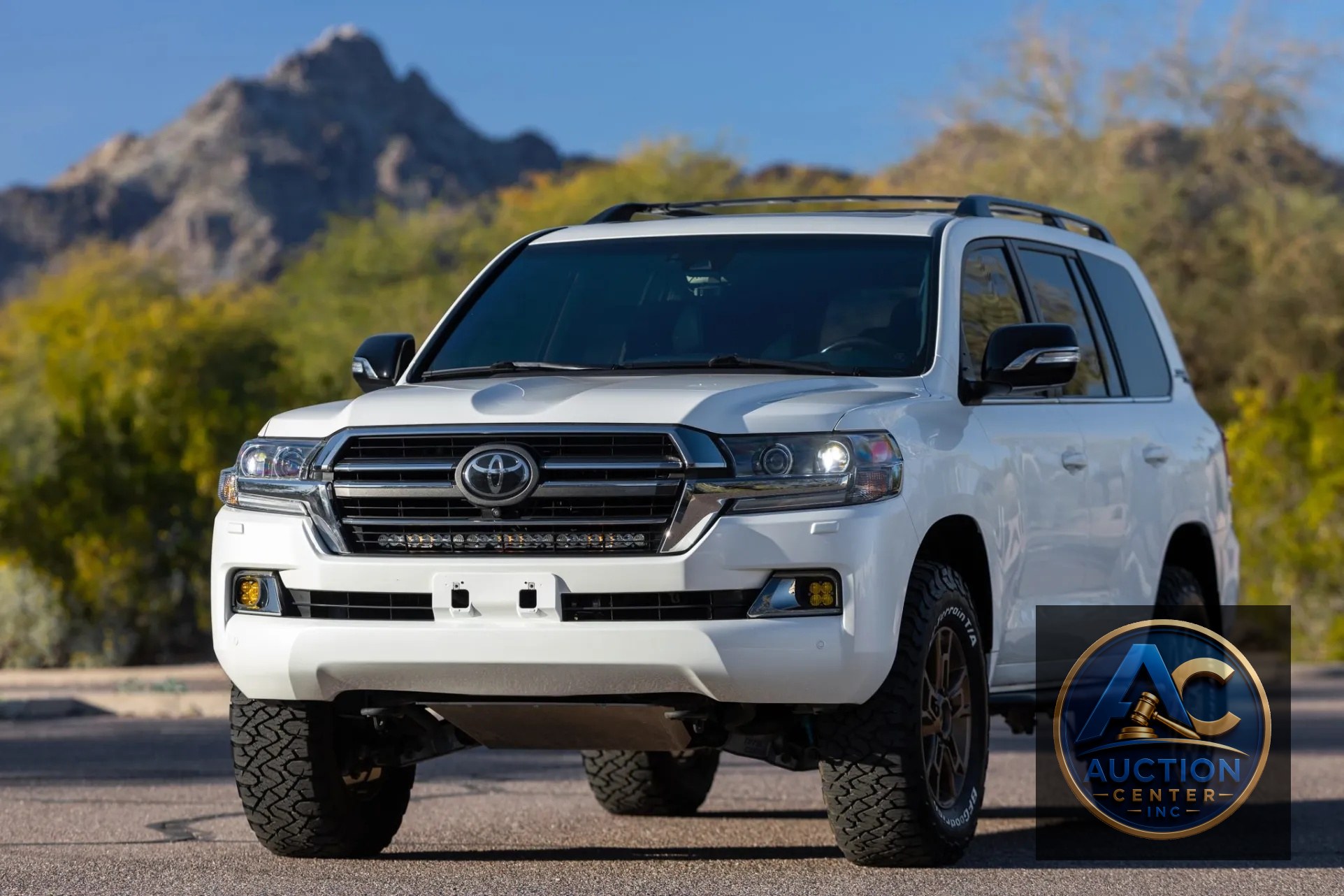 2021 Toyota Land Cruiser Heritage Edition