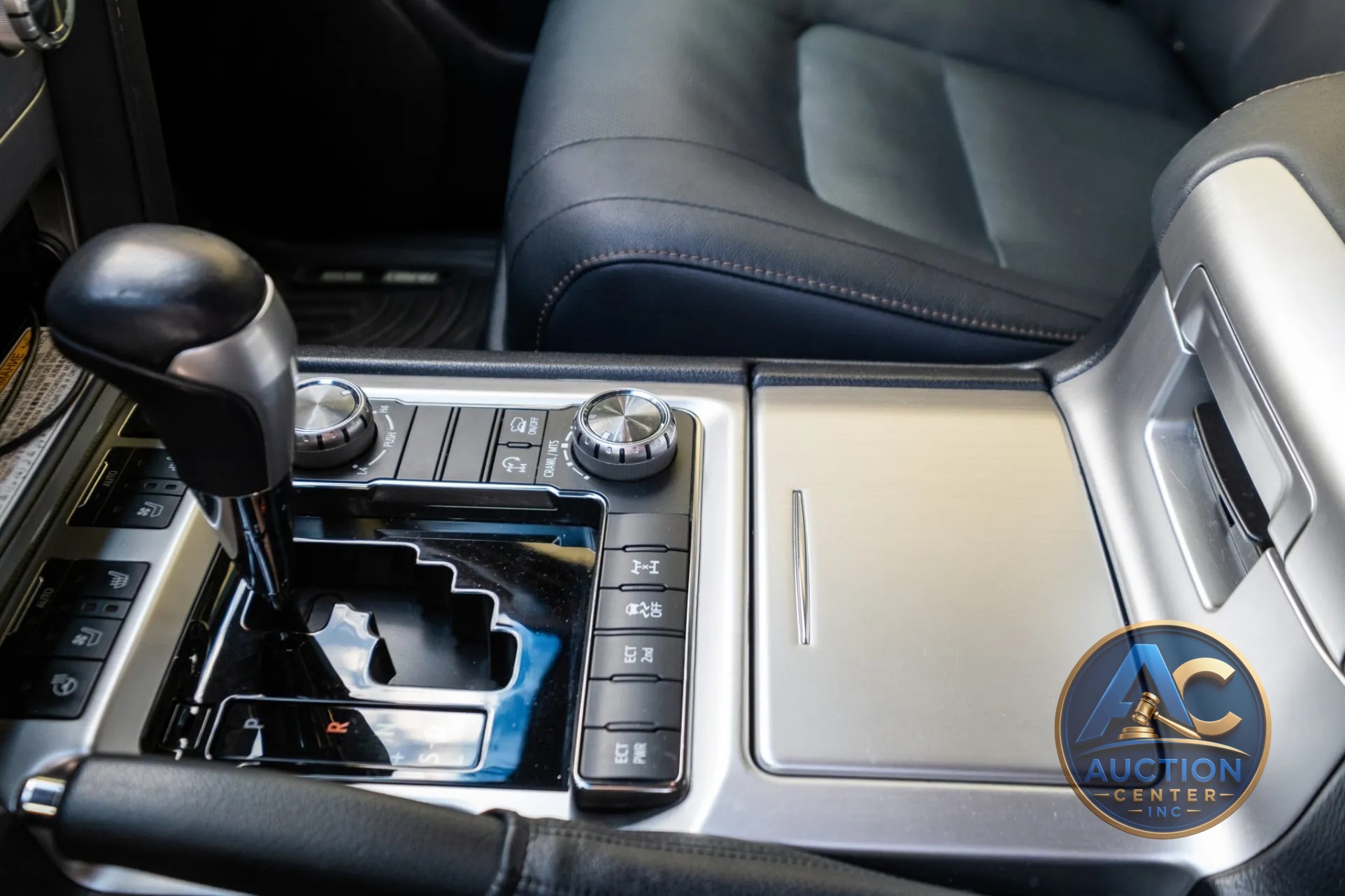 2021 Toyota Land Cruiser Heritage Edition