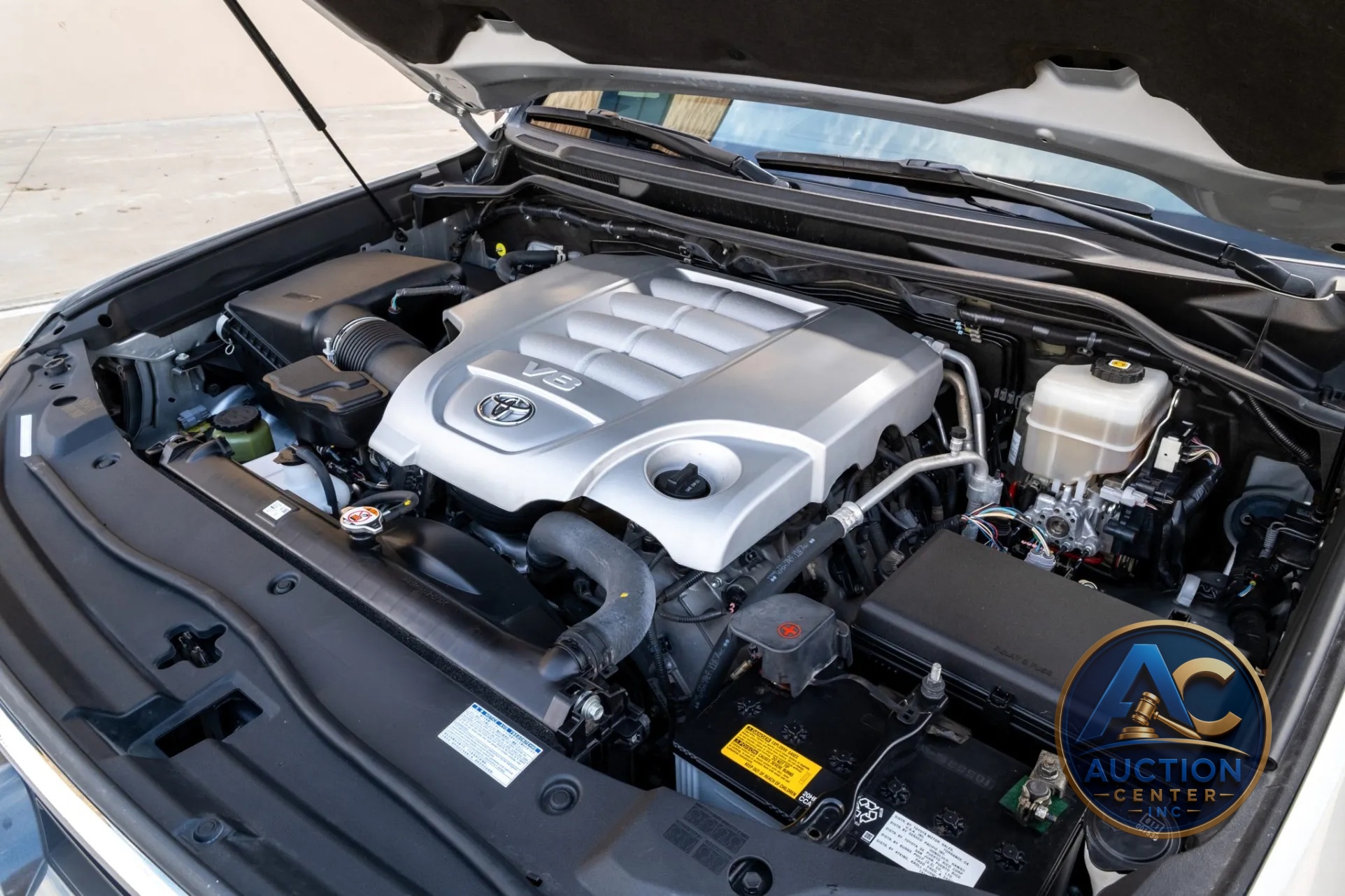 2021 Toyota Land Cruiser Heritage Edition