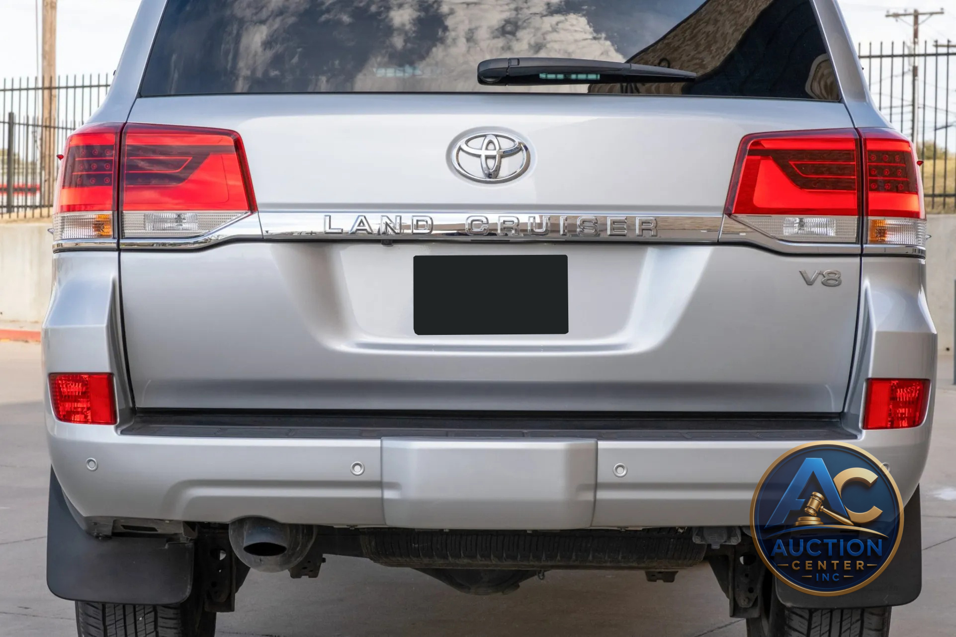 2021 Toyota Land Cruiser Heritage Edition