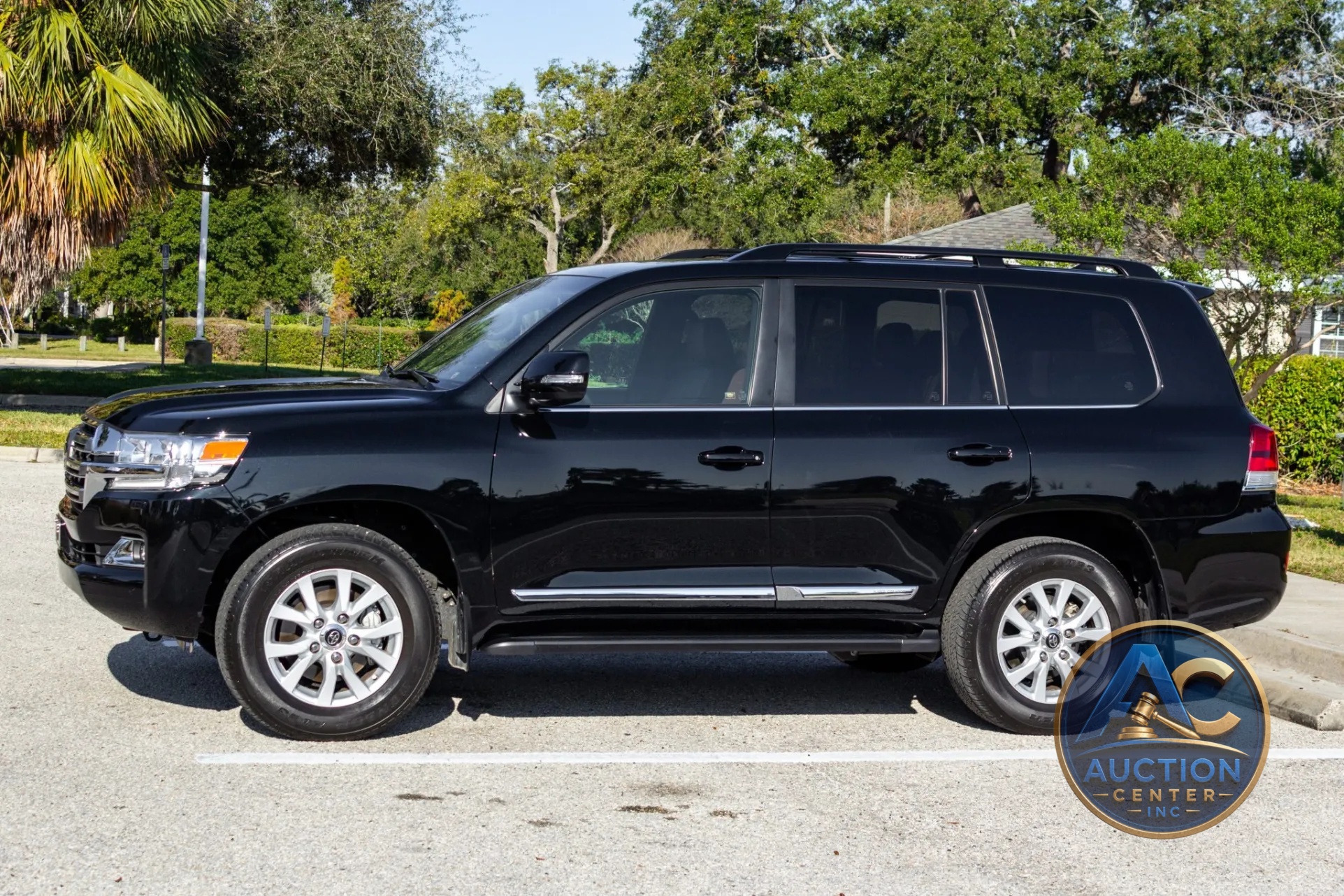 2021 Toyota Land Cruiser