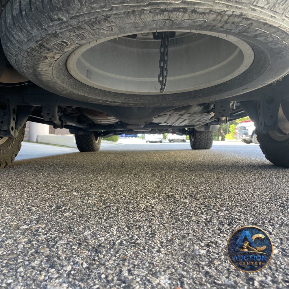 2019 Toyota Land Cruiser Base