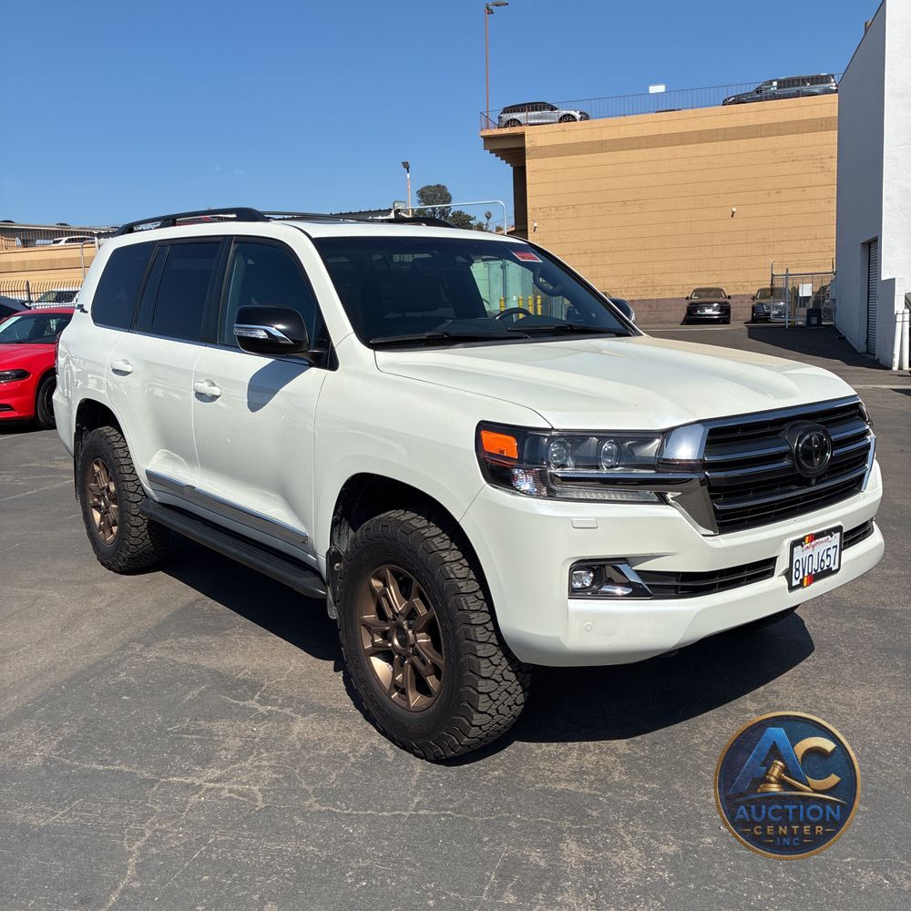2021 Toyota Land Cruiser Heritage Edition