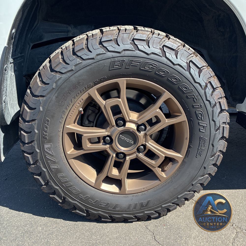 2021 Toyota Land Cruiser Heritage Edition