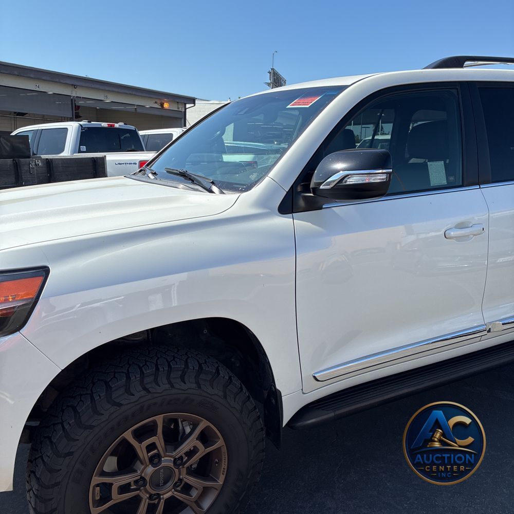 2021 Toyota Land Cruiser Heritage Edition