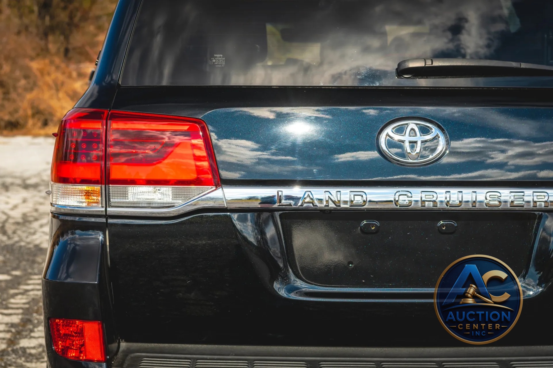 2021 Toyota Land Cruiser Heritage Edition