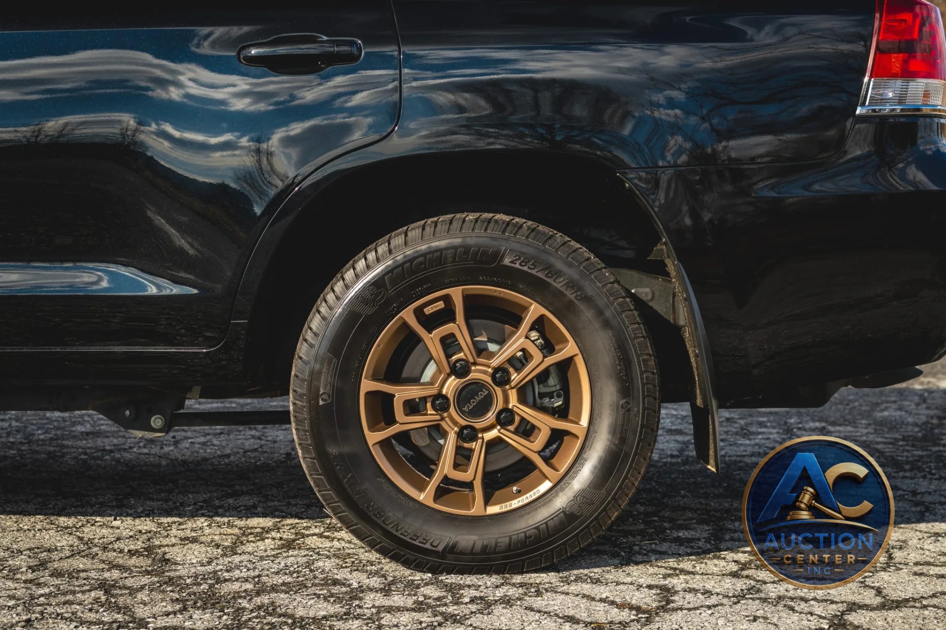 2021 Toyota Land Cruiser Heritage Edition