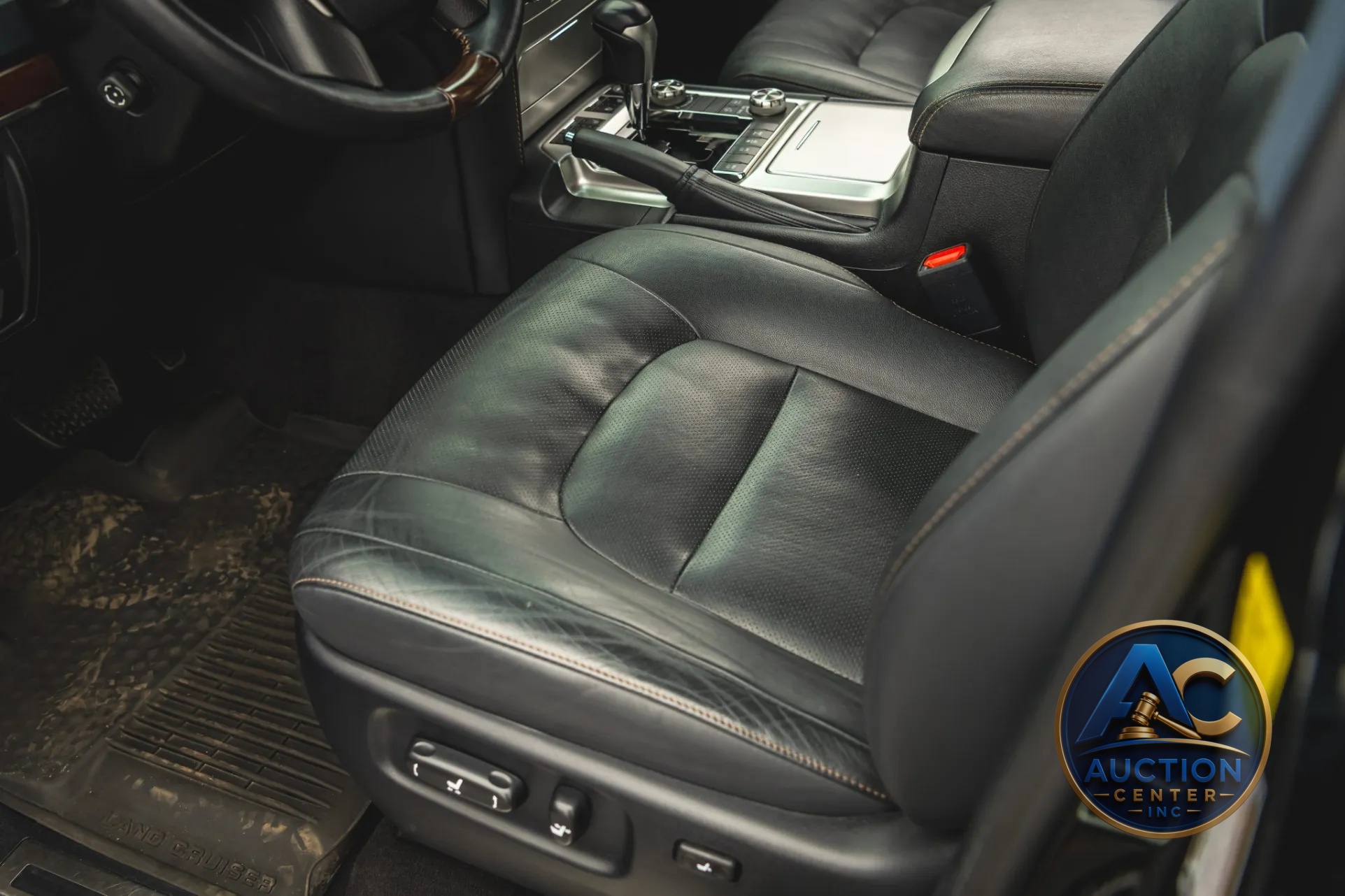 2021 Toyota Land Cruiser Heritage Edition
