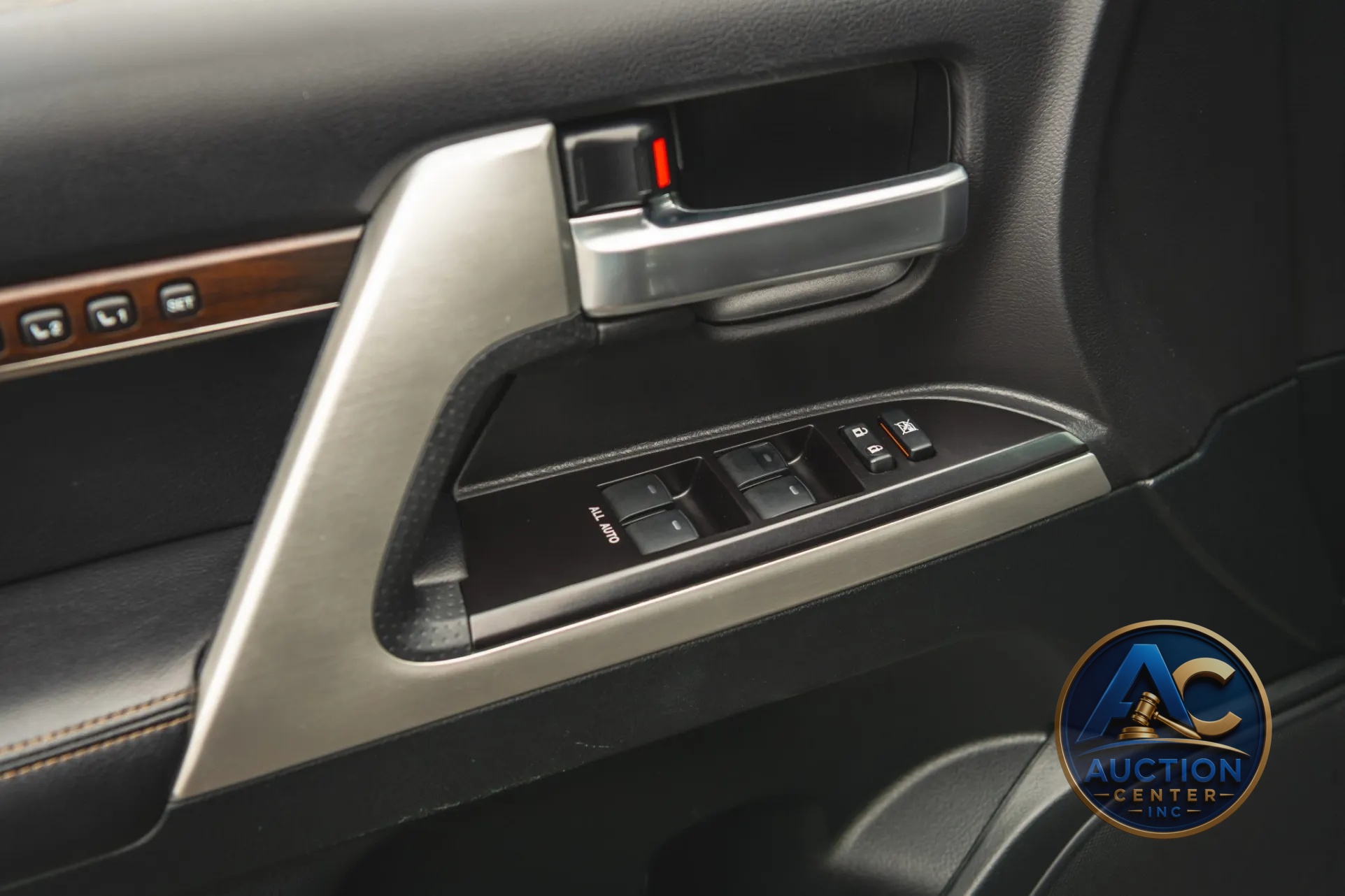 2021 Toyota Land Cruiser Heritage Edition