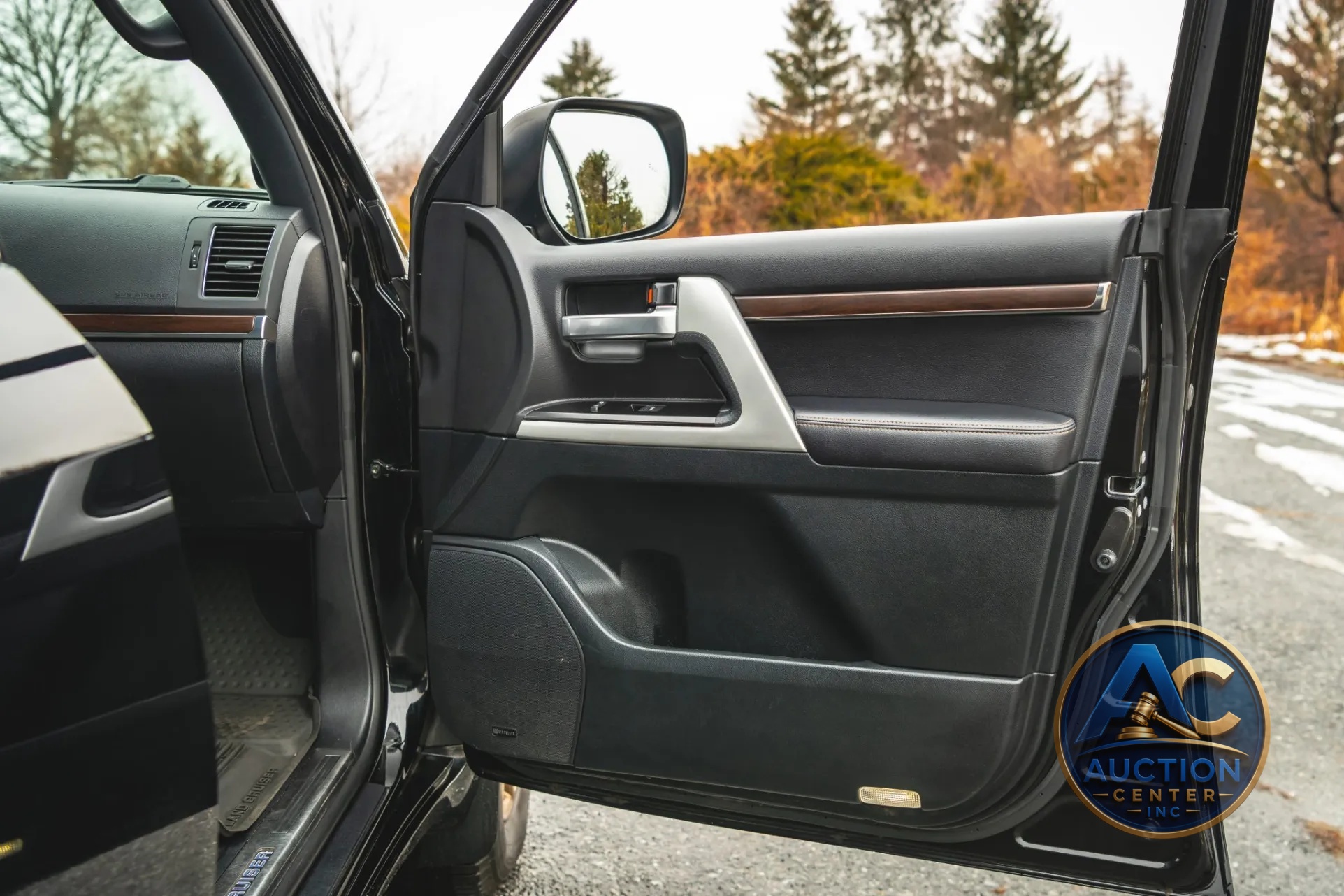 2021 Toyota Land Cruiser Heritage Edition