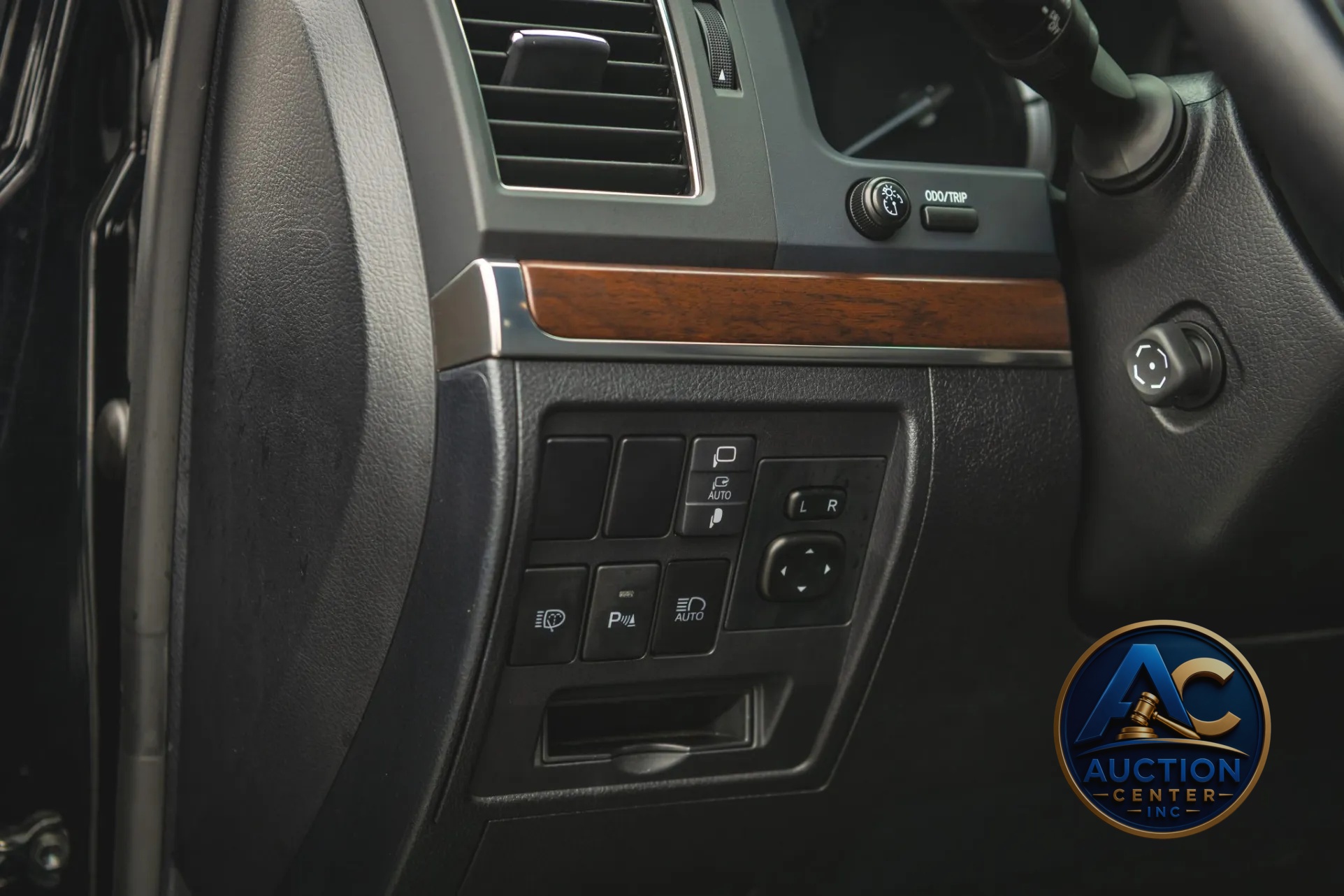 2021 Toyota Land Cruiser Heritage Edition