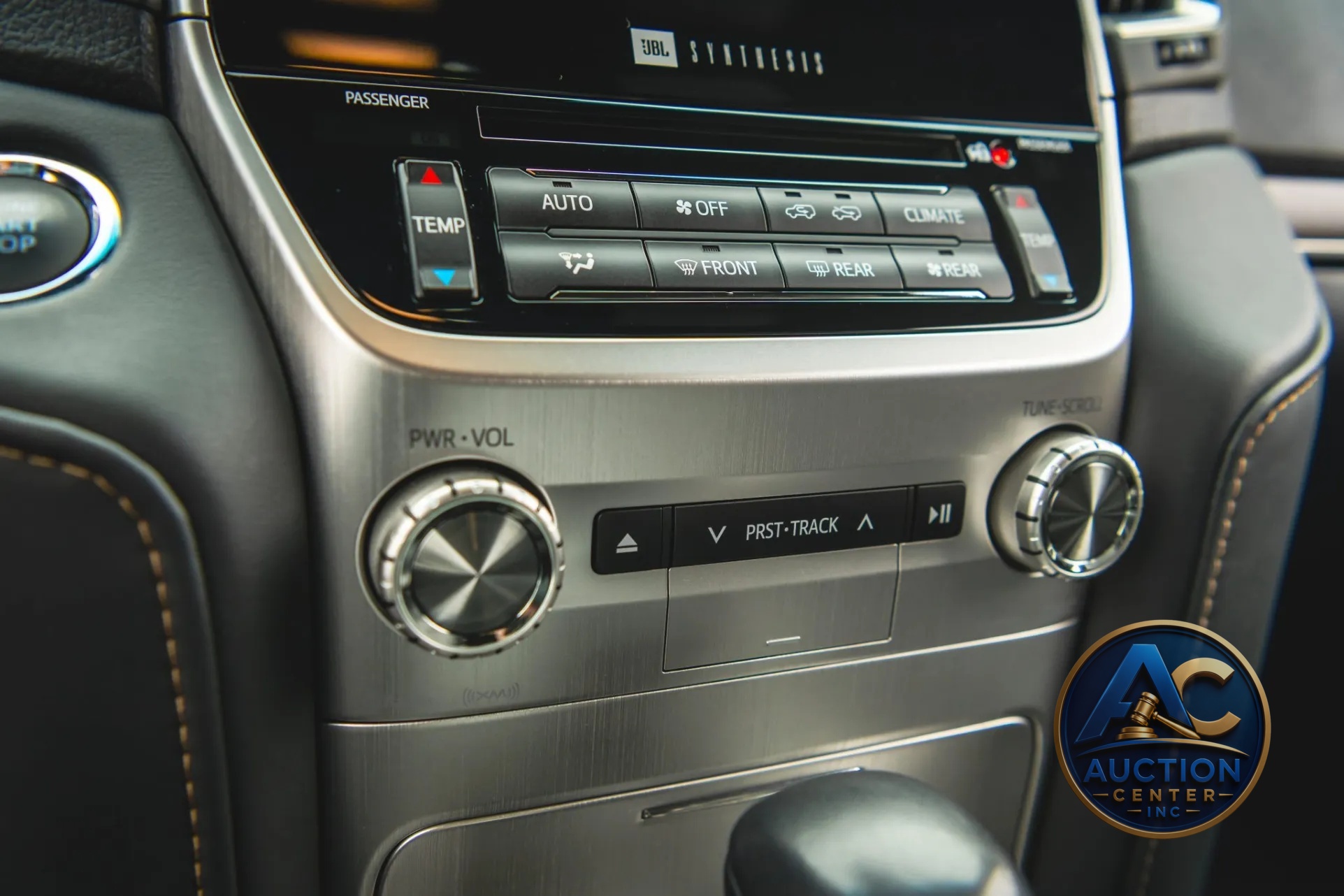 2021 Toyota Land Cruiser Heritage Edition
