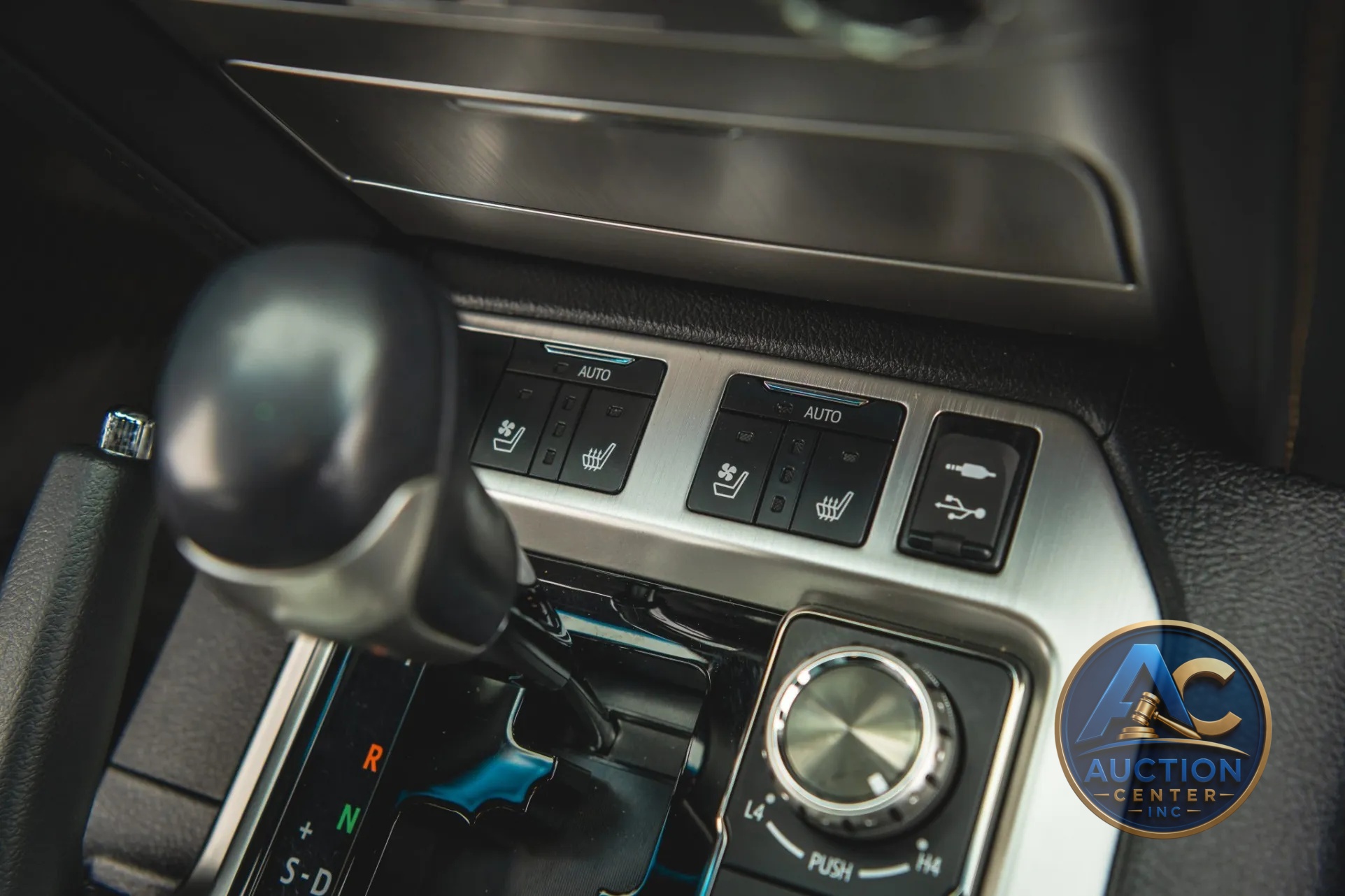 2021 Toyota Land Cruiser Heritage Edition