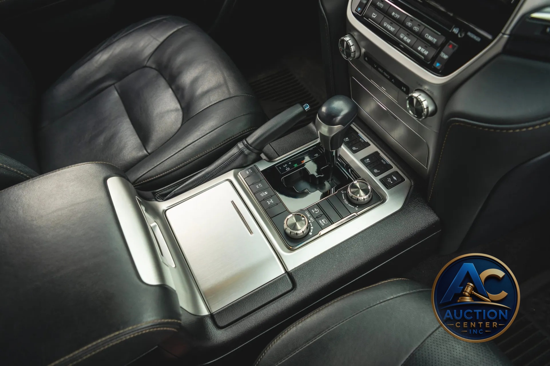 2021 Toyota Land Cruiser Heritage Edition