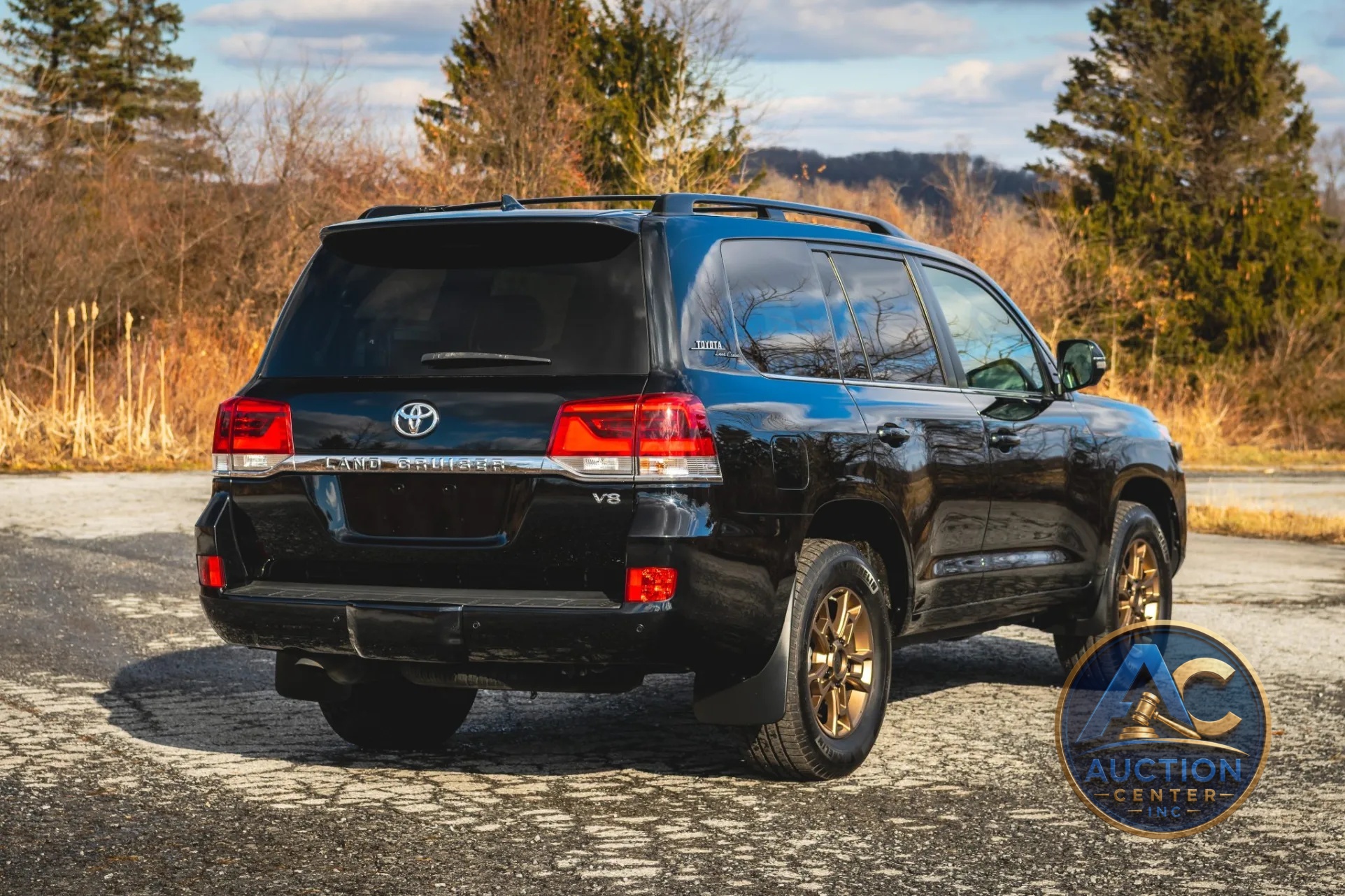 2021 Toyota Land Cruiser Heritage Edition