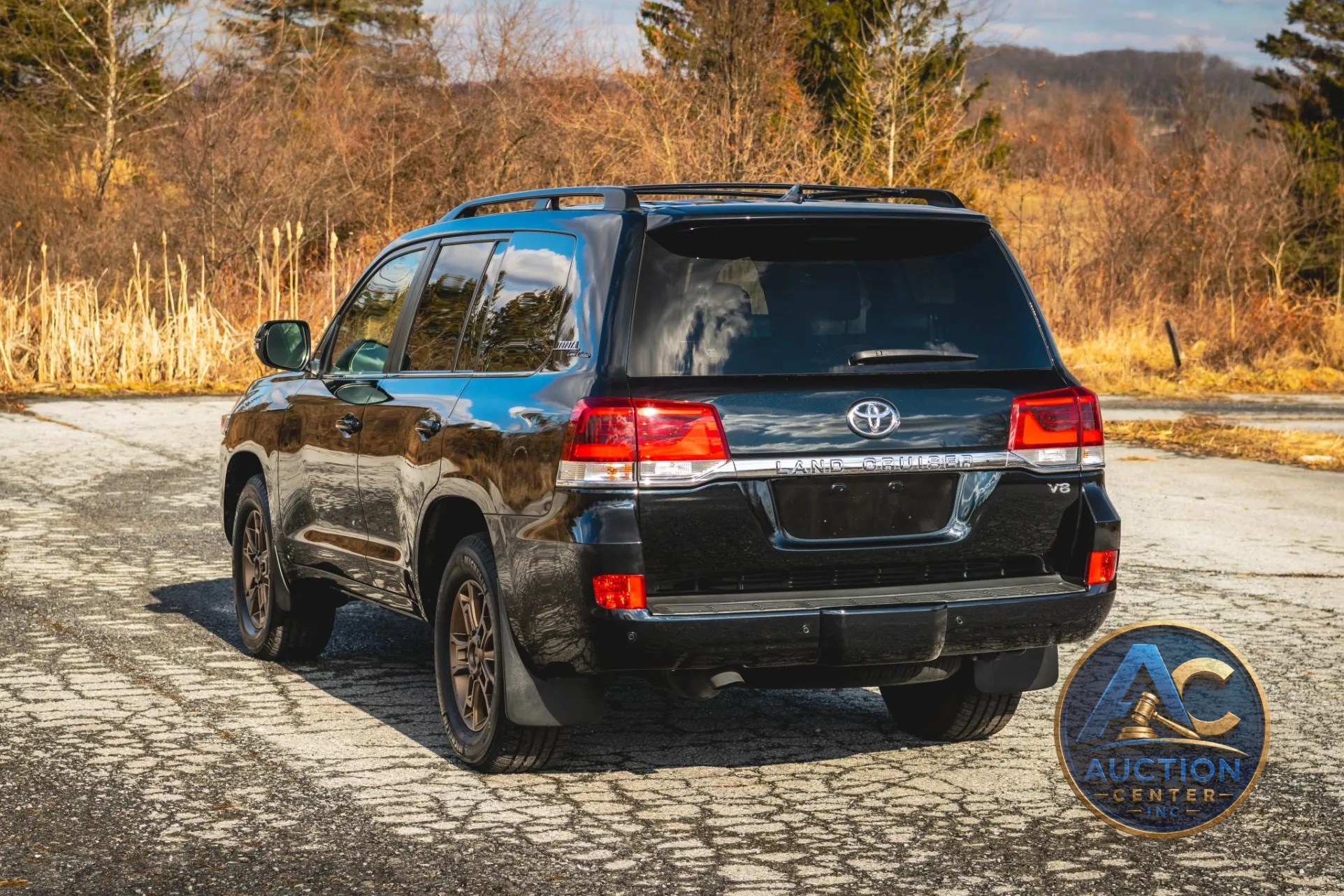 2021 Toyota Land Cruiser Heritage Edition