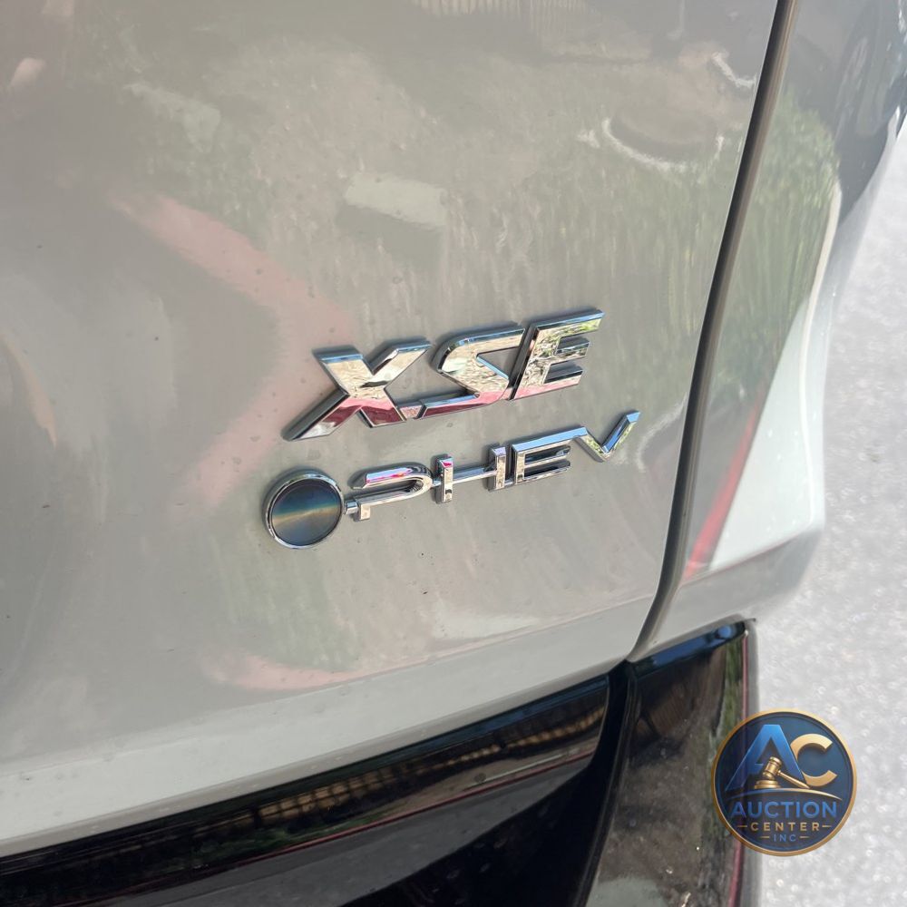 2025 Toyota RAV4 Plug-in Hybrid XSE