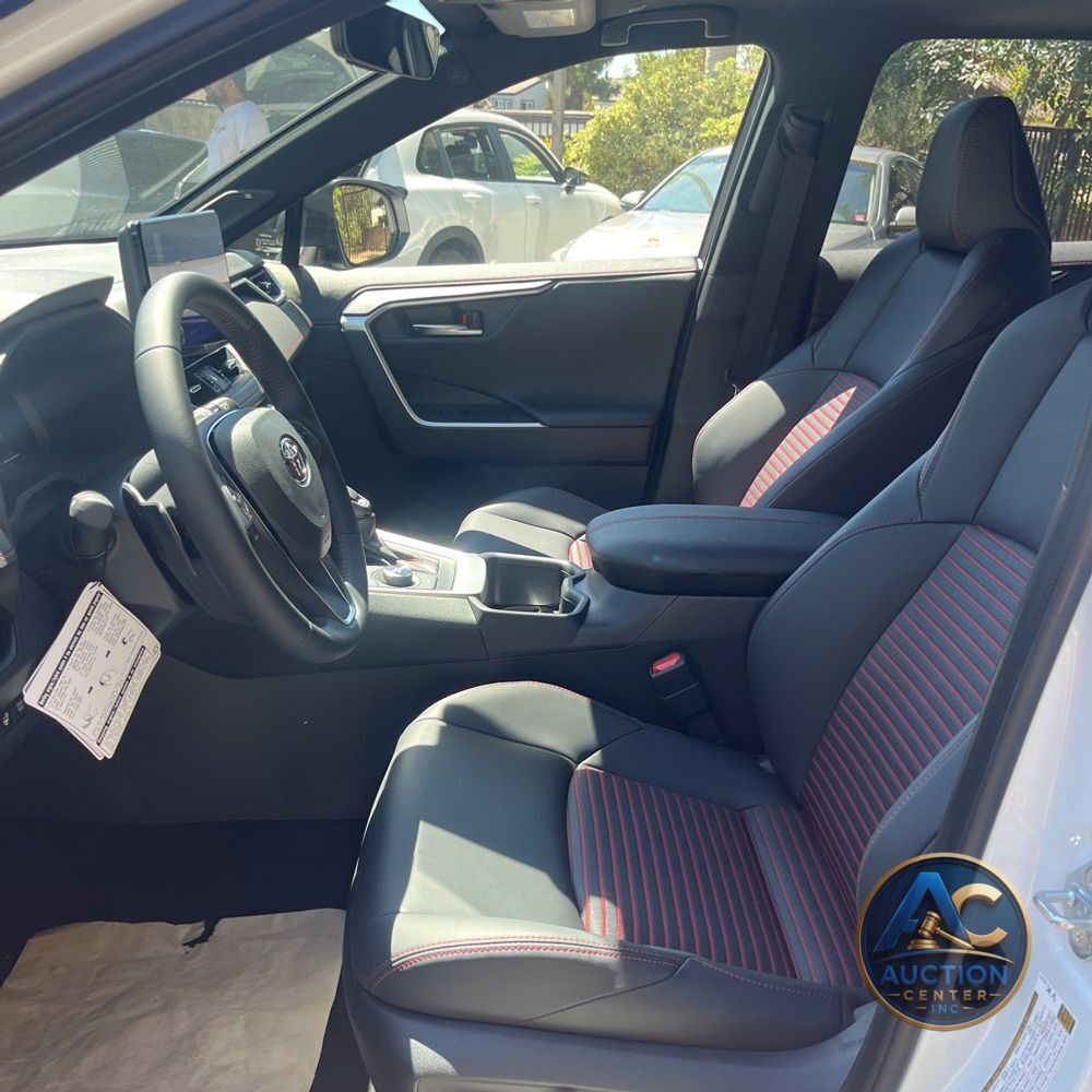 2025 Toyota RAV4 Plug-in Hybrid XSE
