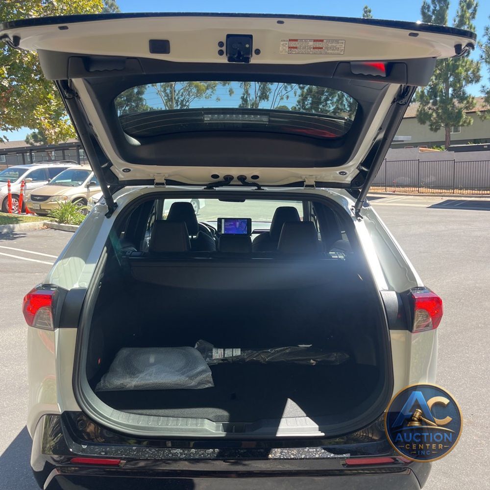 2025 Toyota RAV4 Plug-in Hybrid XSE