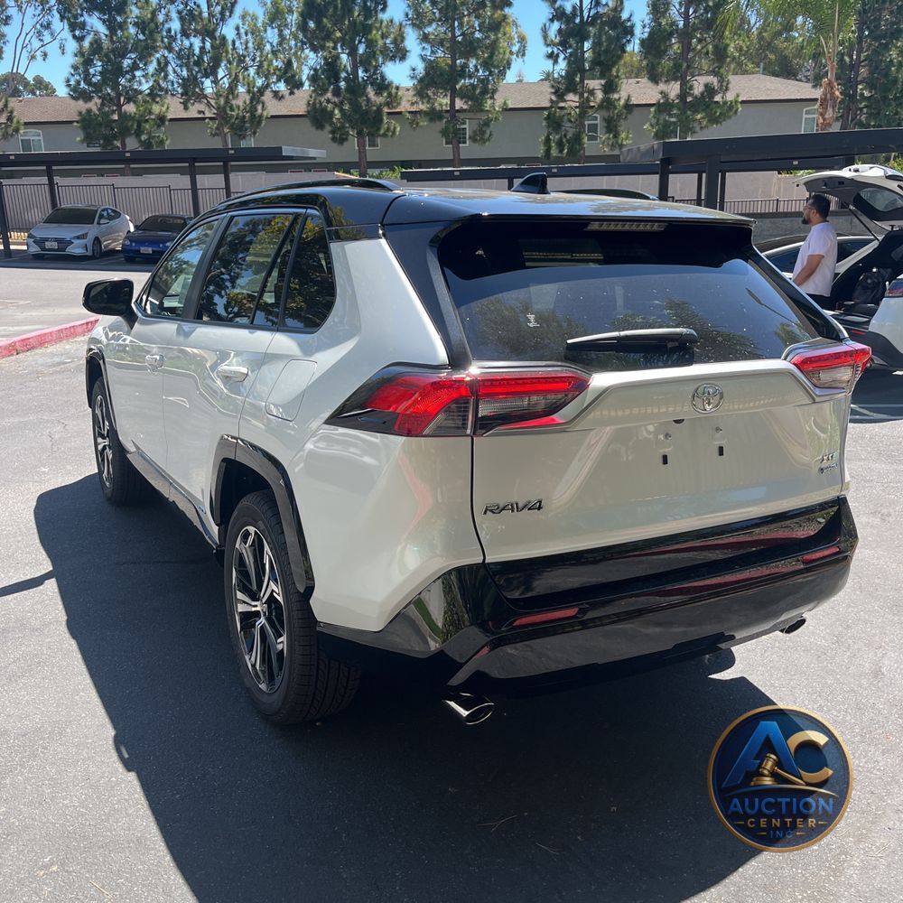 2025 Toyota RAV4 Plug-in Hybrid XSE