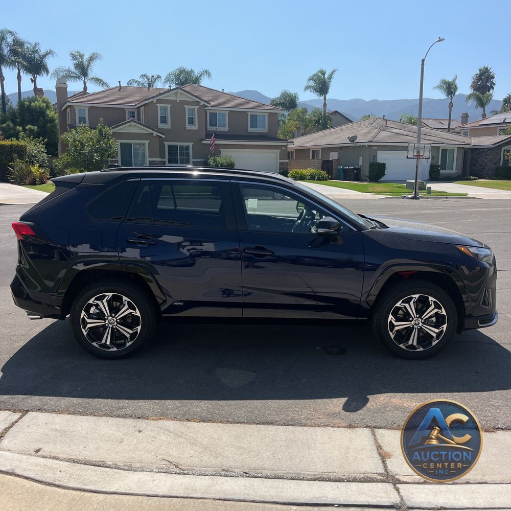 2025 Toyota RAV4 Plug-in Hybrid XSE