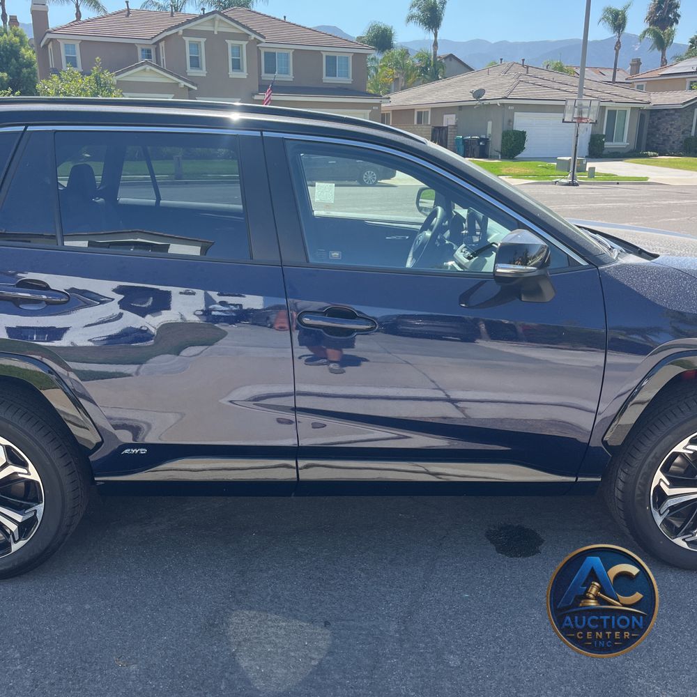 2025 Toyota RAV4 Plug-in Hybrid XSE