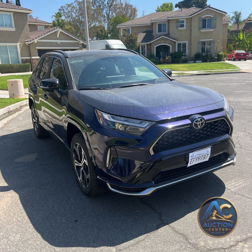 2025 Toyota RAV4 Plug-in Hybrid XSE