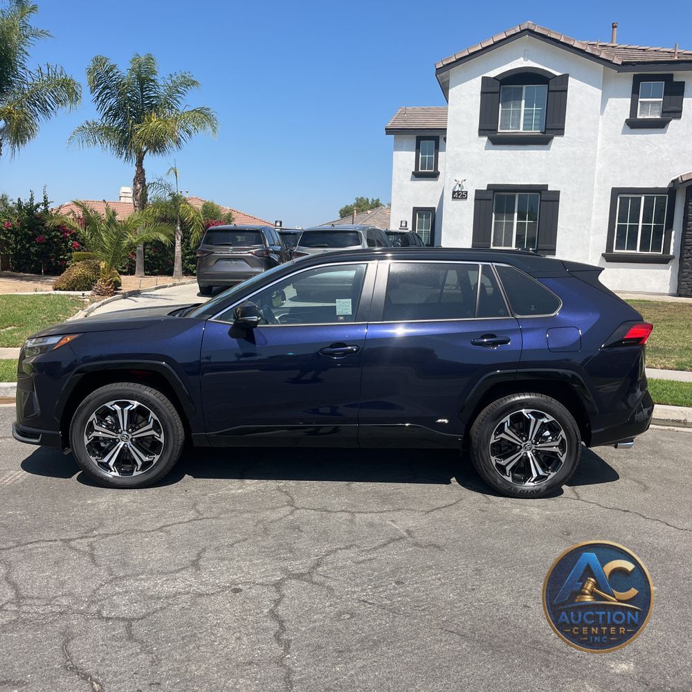 2025 Toyota RAV4 Plug-in Hybrid XSE