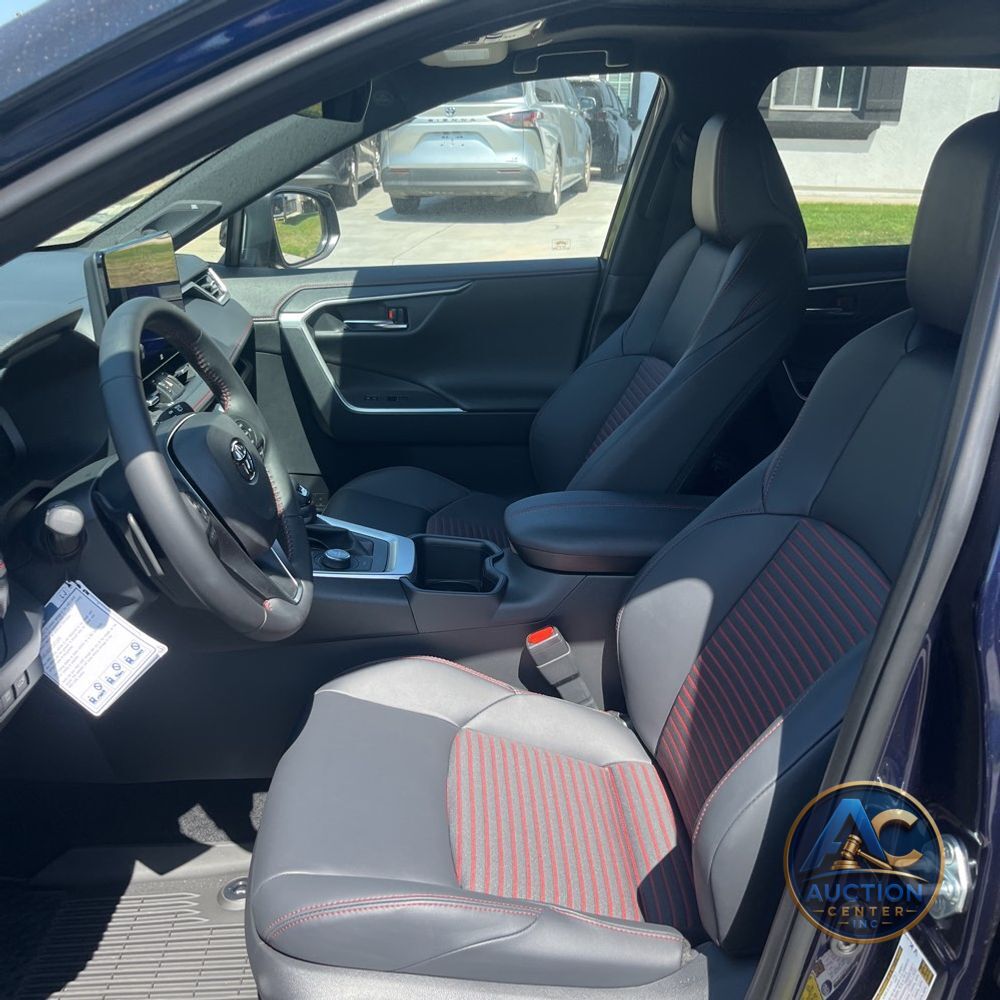 2025 Toyota RAV4 Plug-in Hybrid XSE